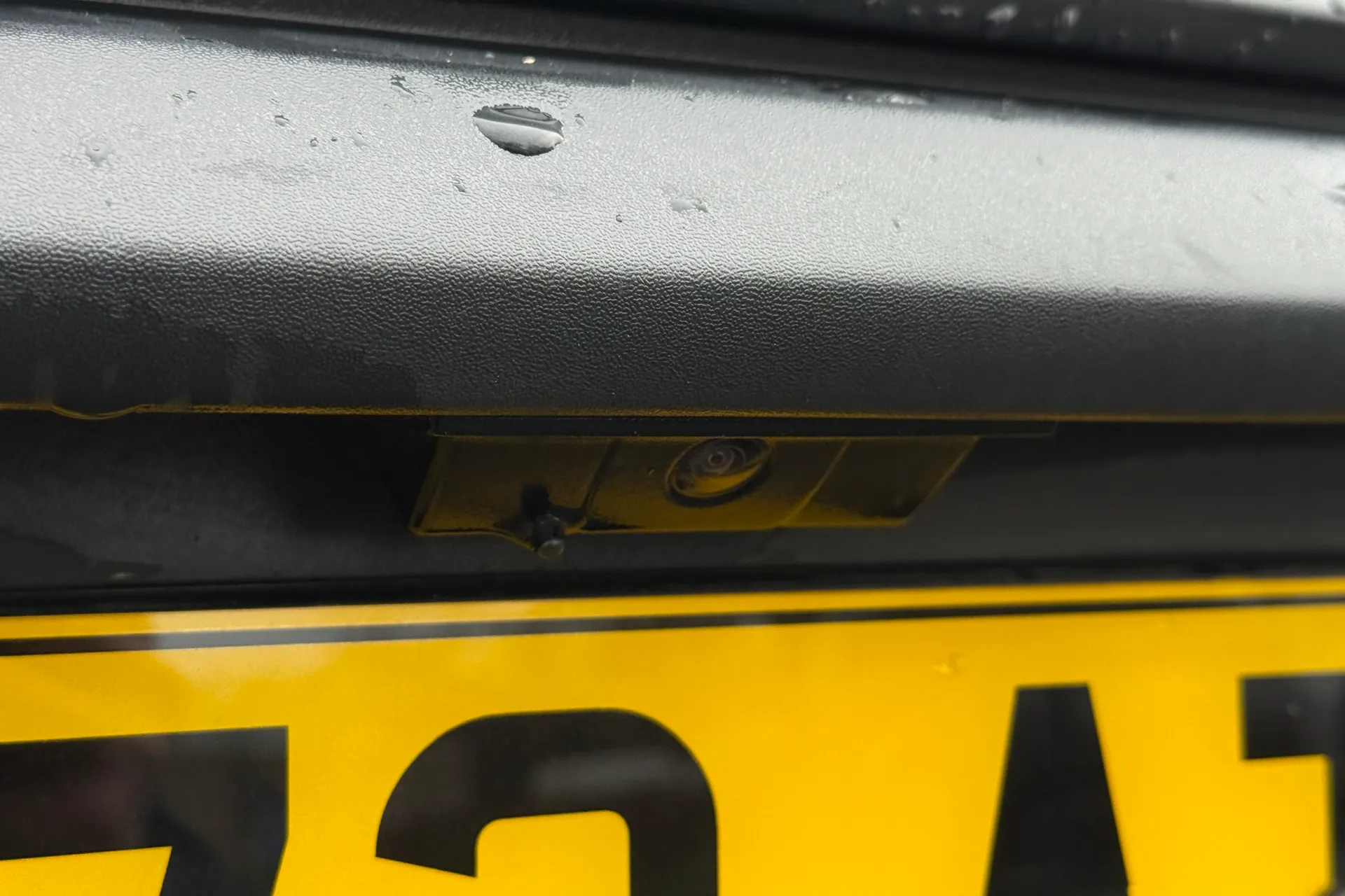 Porsche TAYCAN thumbnail image number 44