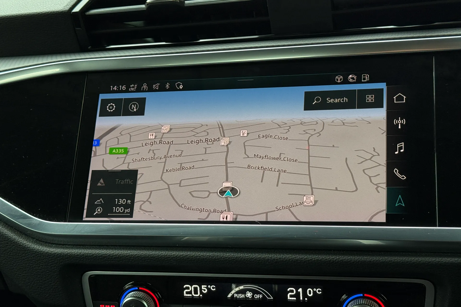 Audi Q3 thumbnail image number 4