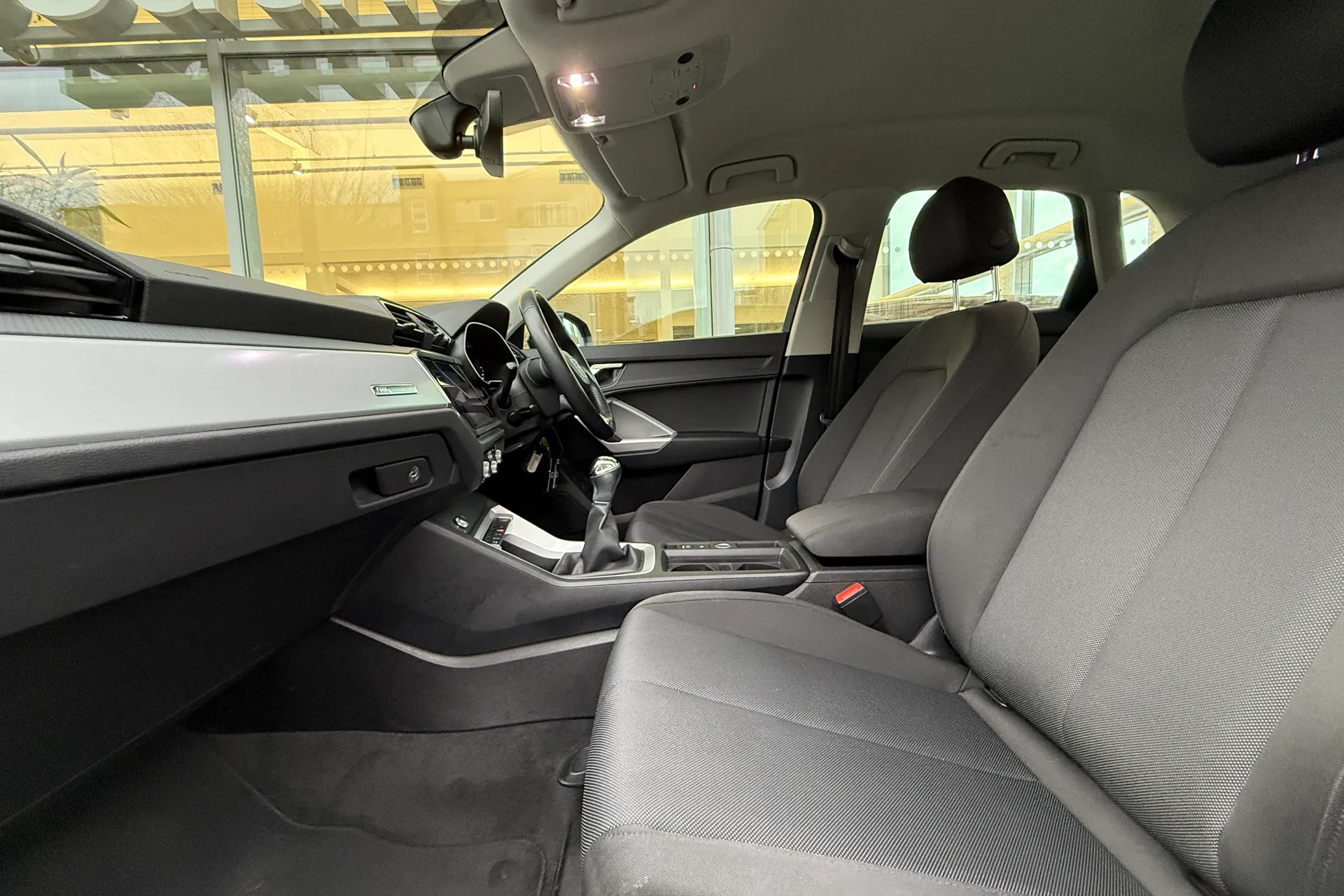 Audi Q3 thumbnail image number 53