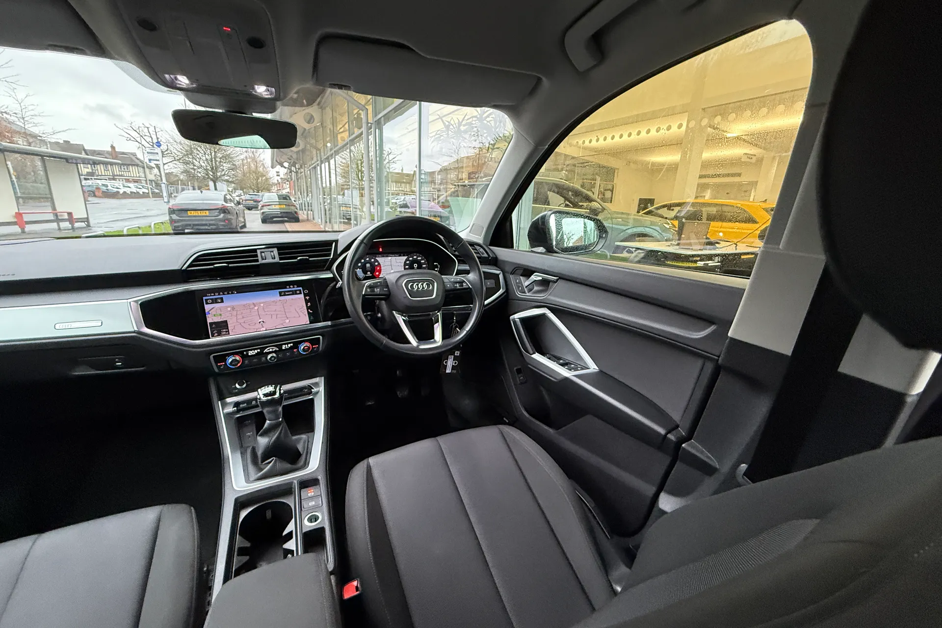 Audi Q3 thumbnail image number 39