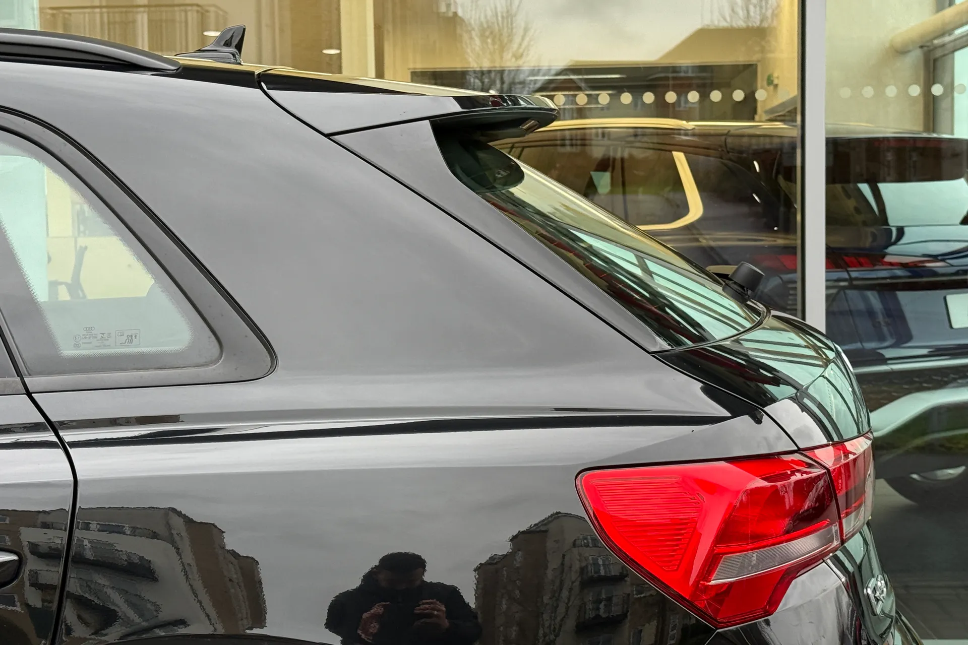 Audi Q3 thumbnail image number 48