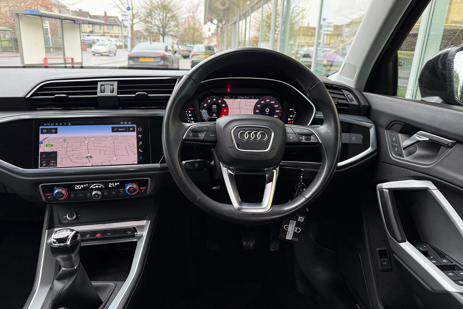 Audi Q3 thumbnail image number 37