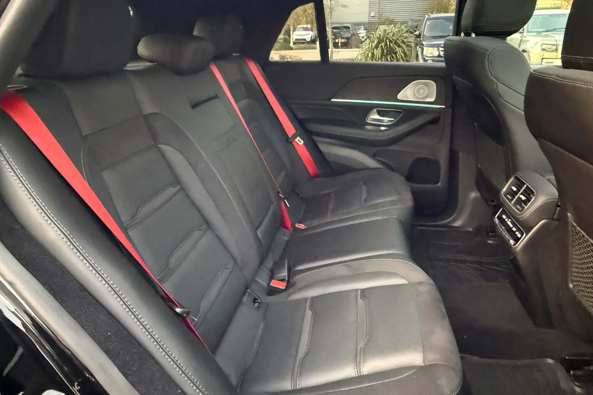 MERCEDES-BENZ GLE COUPE thumbnail image number 39