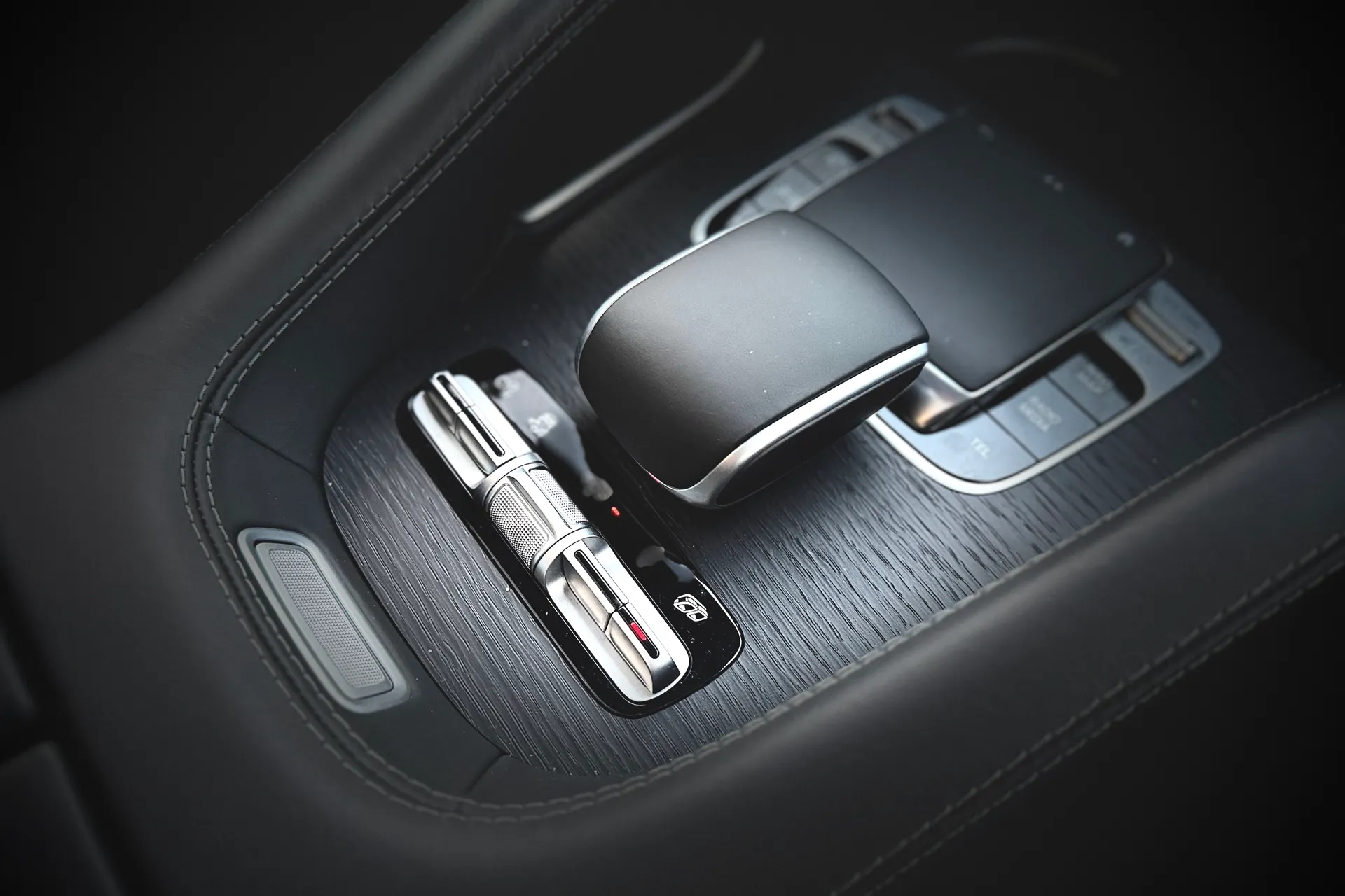 MERCEDES-BENZ GLE COUPE thumbnail image number 30