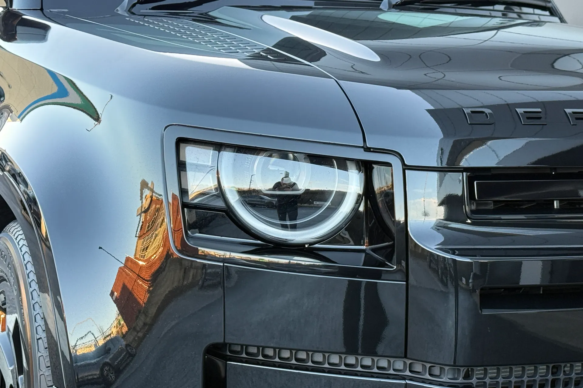 LAND ROVER Defender 110 thumbnail image number 29