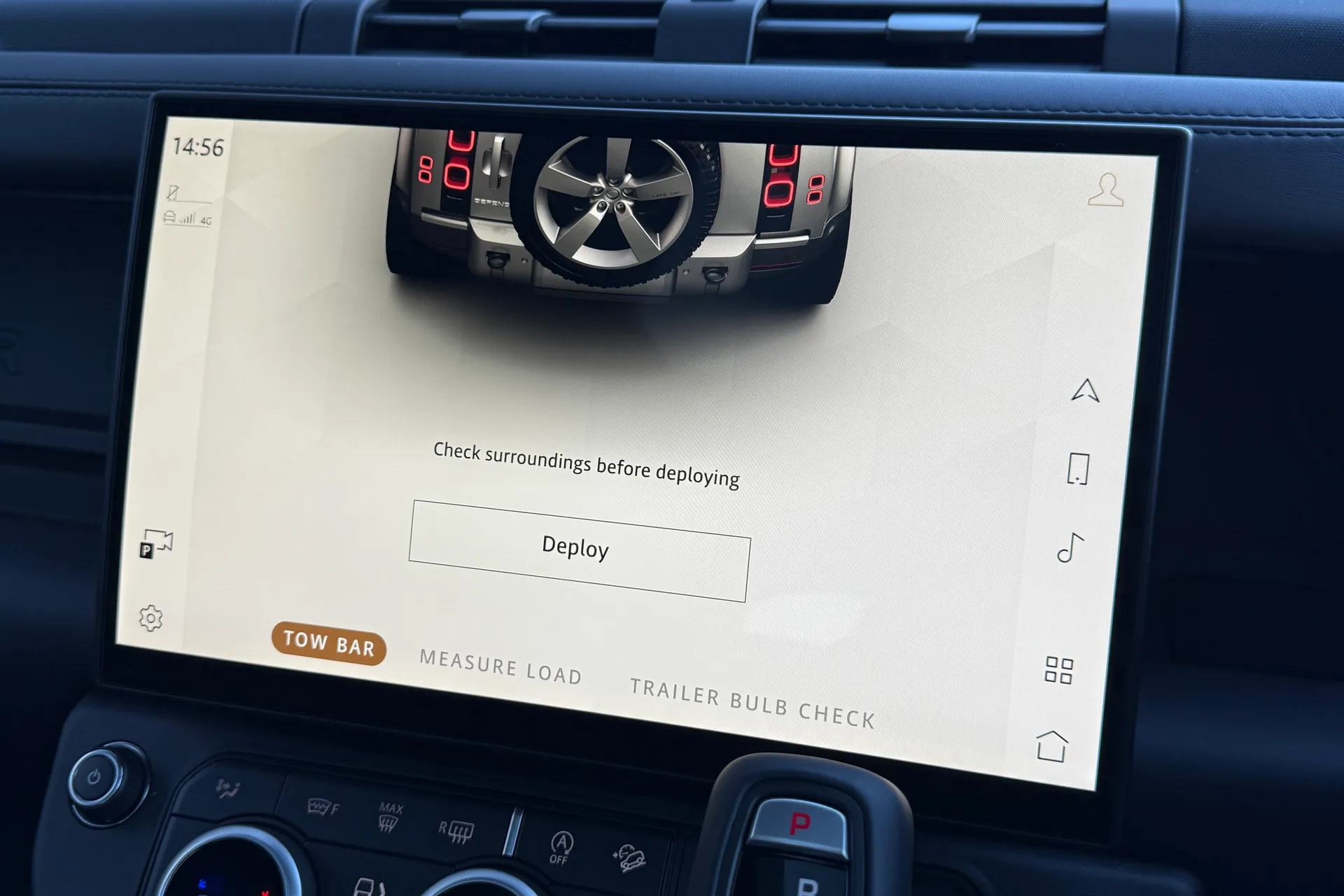 LAND ROVER Defender 110 thumbnail image number 14