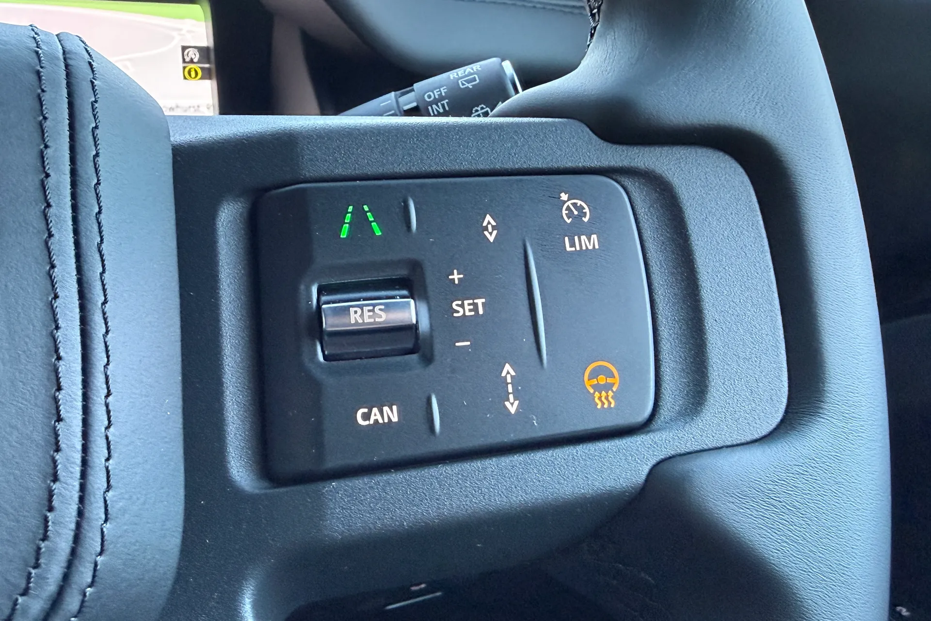 LAND ROVER Defender 110 thumbnail image number 53