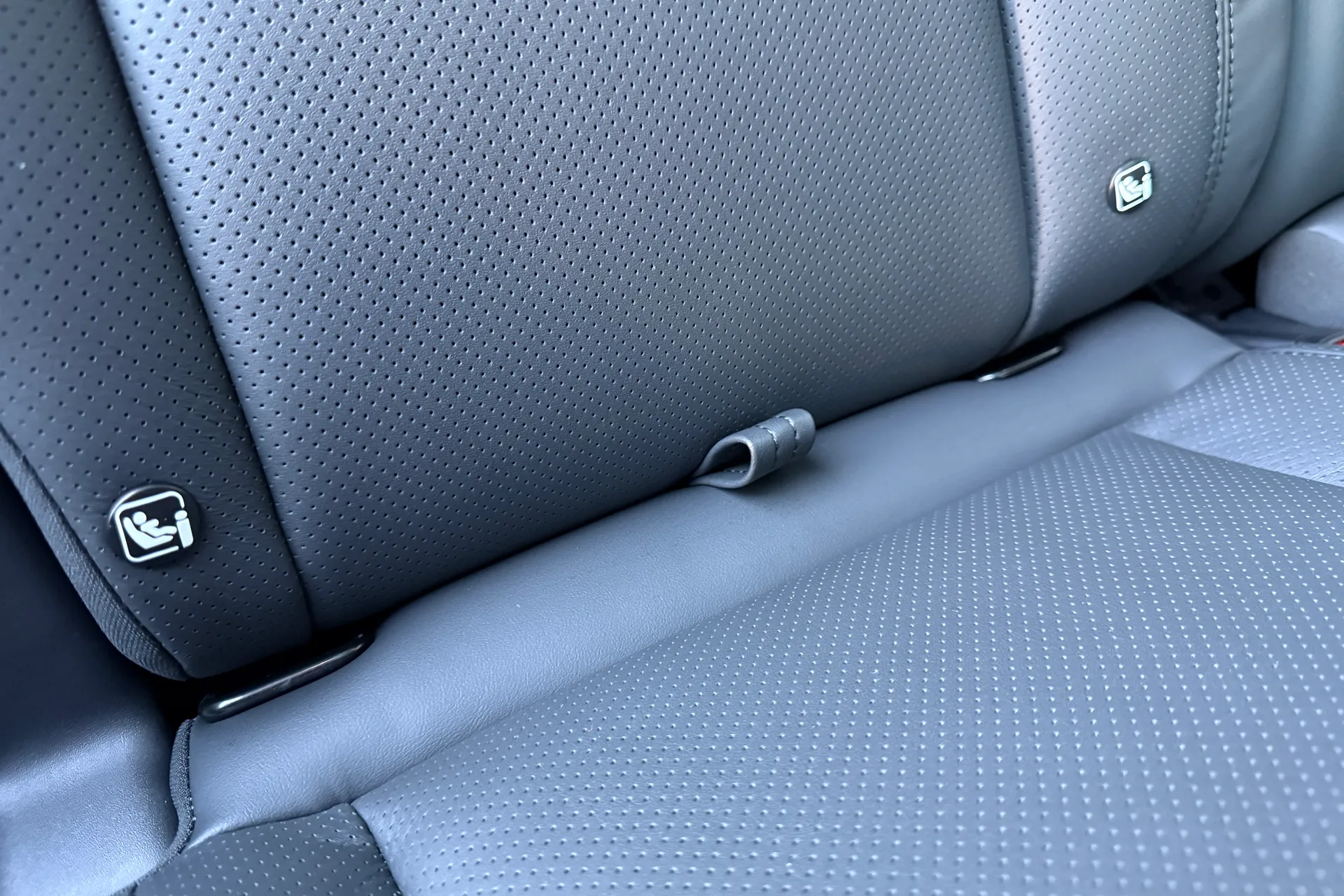 LAND ROVER Defender 110 thumbnail image number 48