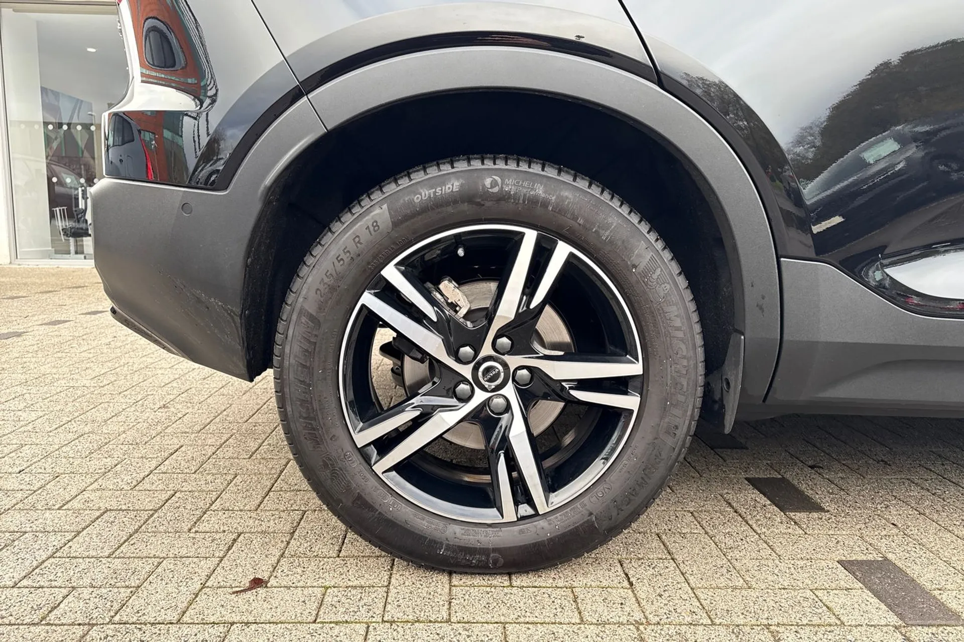 Volvo XC40 thumbnail image number 14