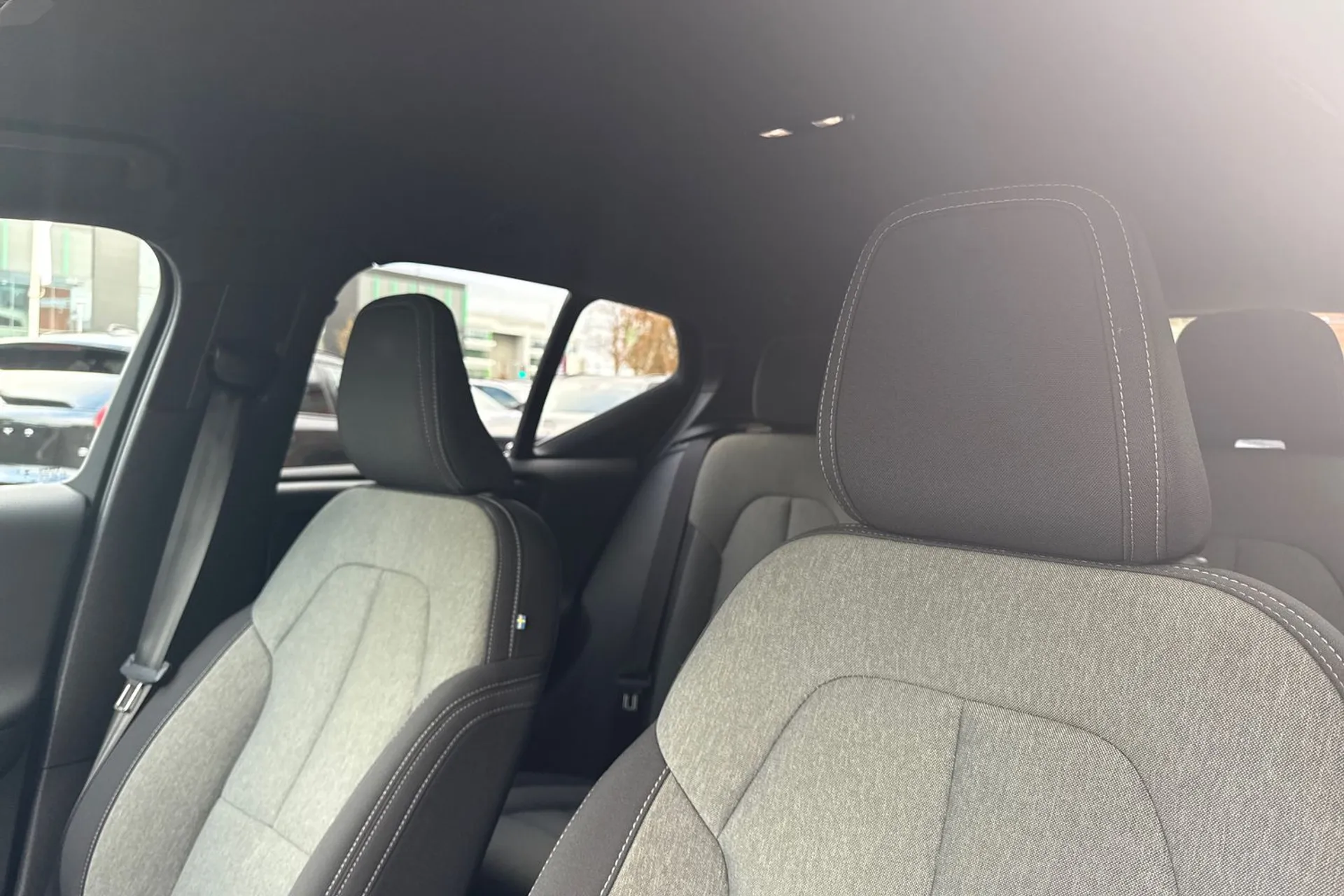 Volvo XC40 thumbnail image number 29