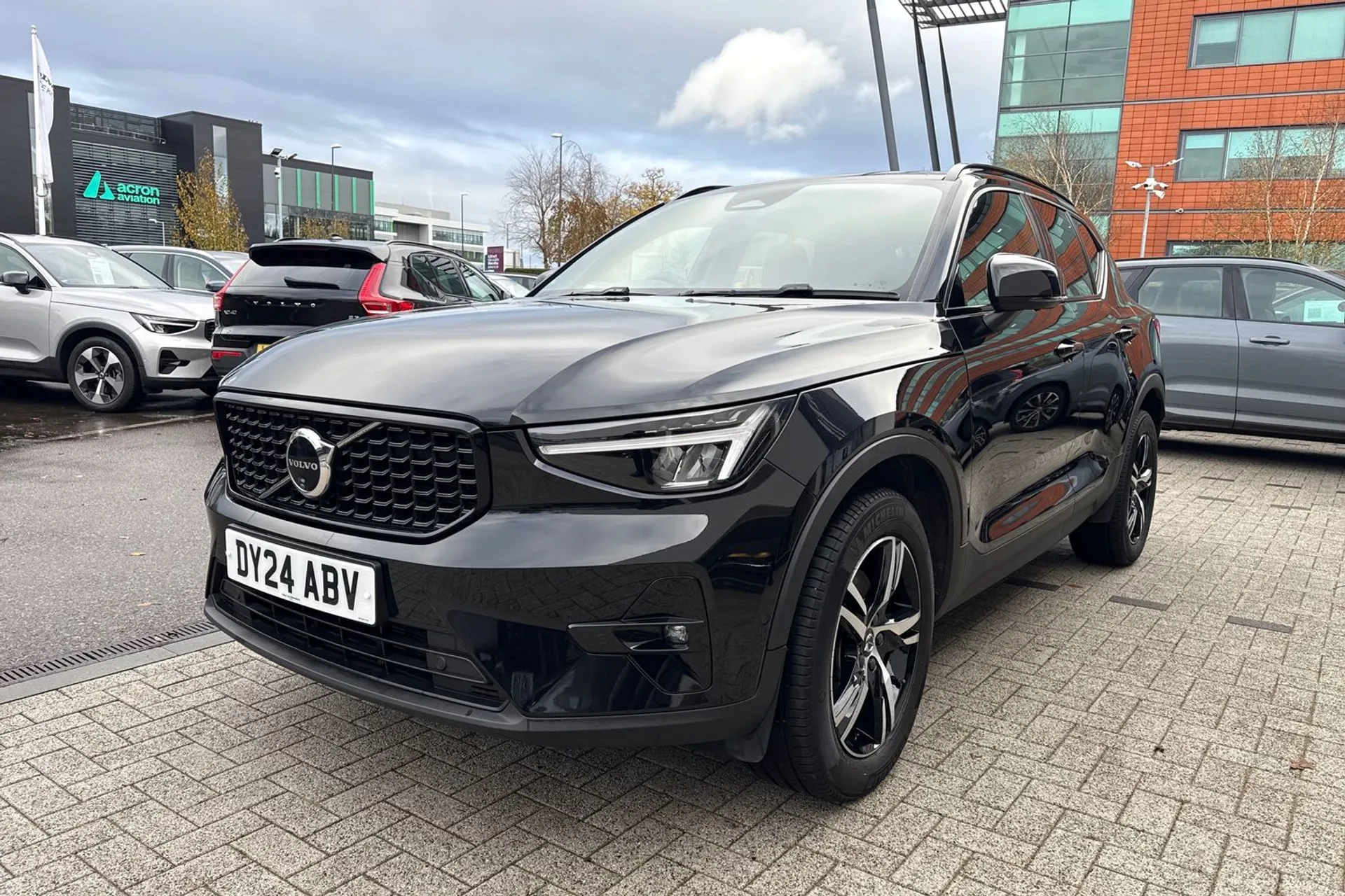 Volvo XC40 thumbnail image number 12