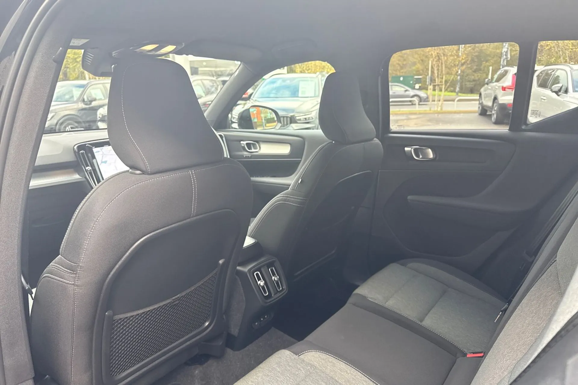 Volvo XC40 thumbnail image number 31