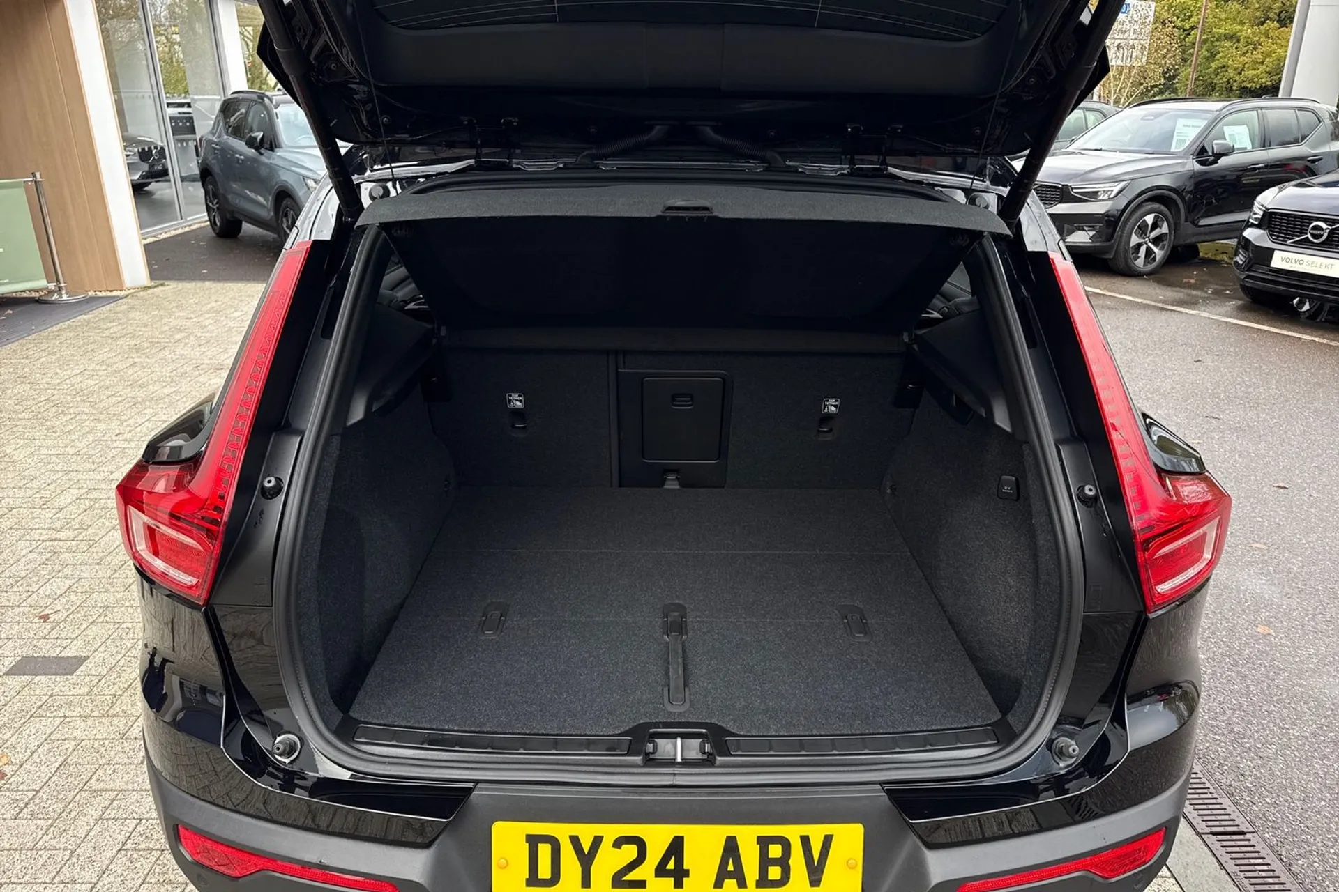 Volvo XC40 thumbnail image number 20