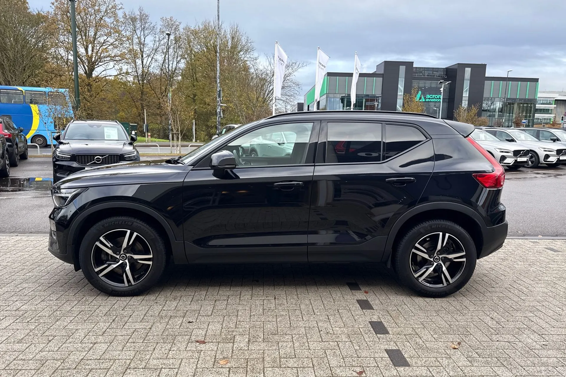 Volvo XC40 thumbnail image number 11