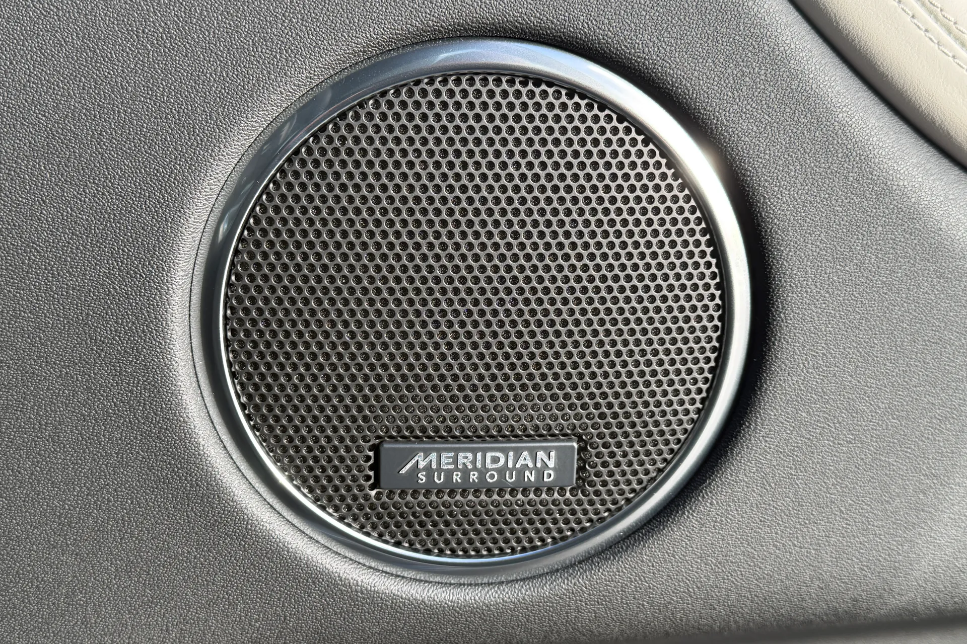 LAND ROVER DISCOVERY SPORT thumbnail image number 20