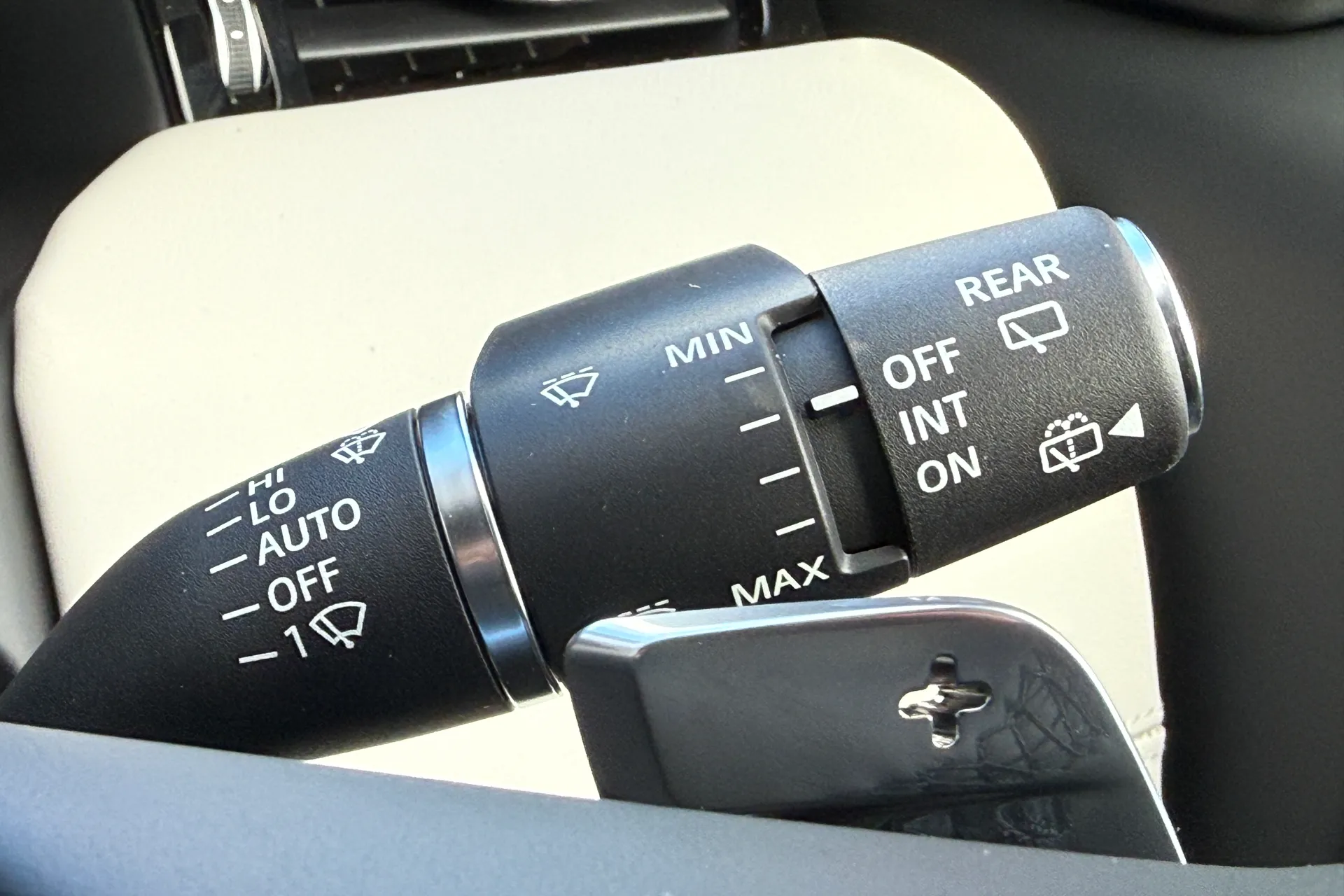 LAND ROVER DISCOVERY SPORT thumbnail image number 32