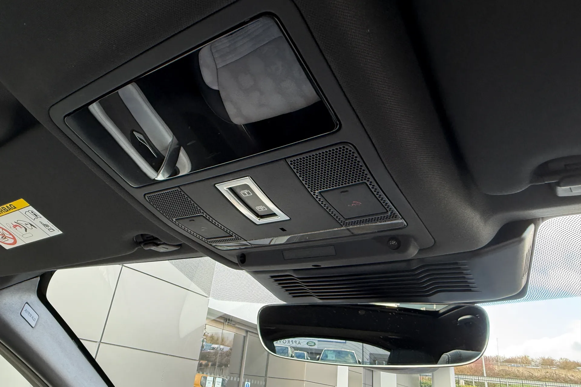 LAND ROVER DISCOVERY SPORT thumbnail image number 53