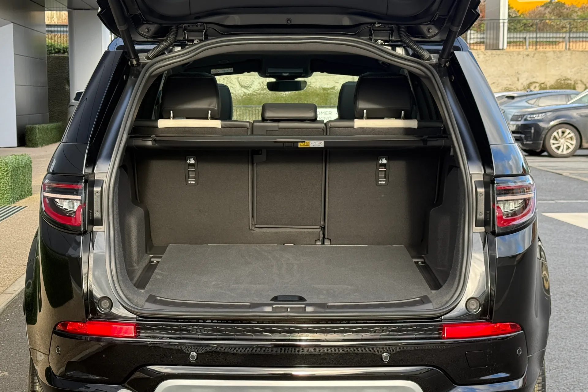 LAND ROVER DISCOVERY SPORT thumbnail image number 45