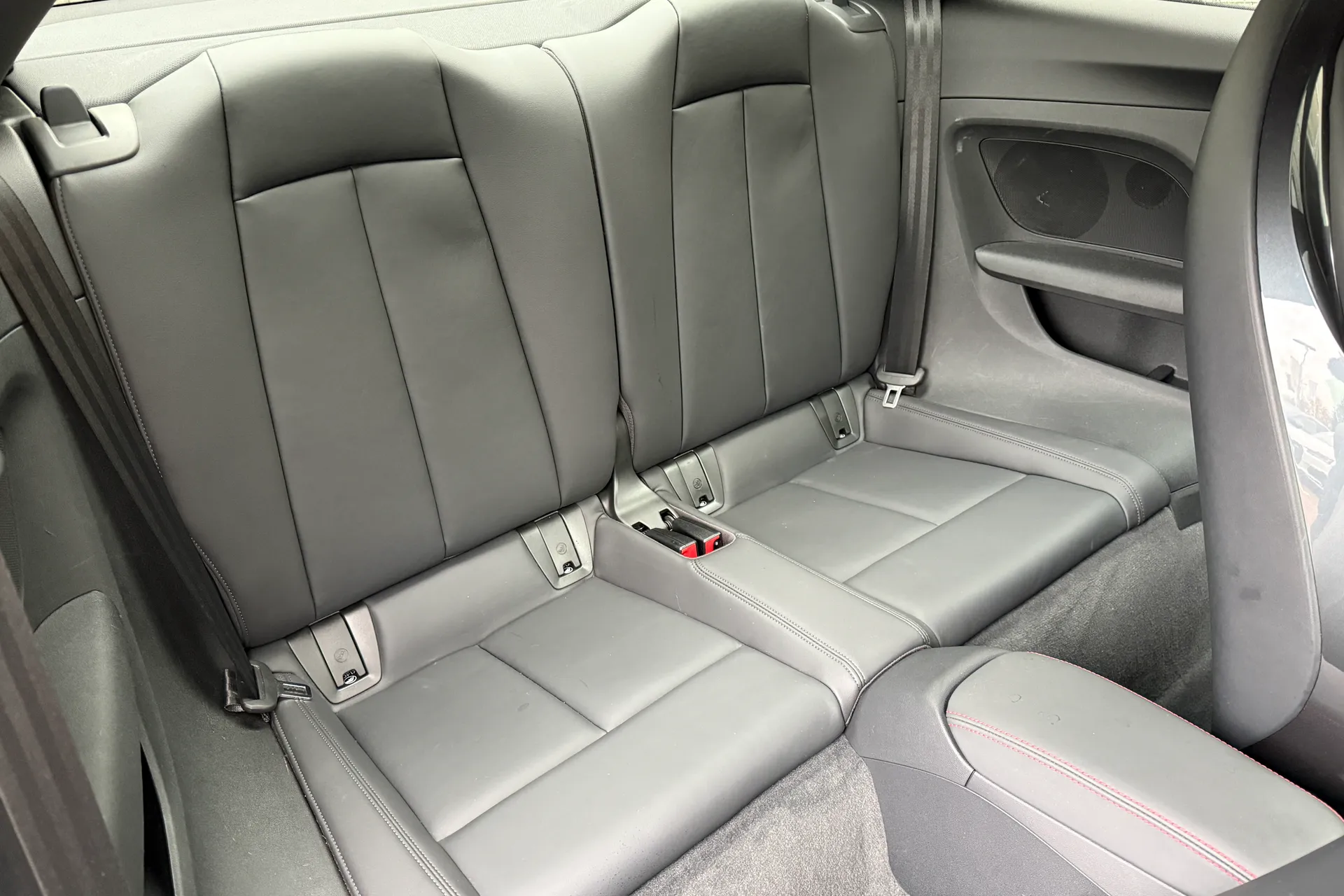 Audi TT thumbnail image number 9