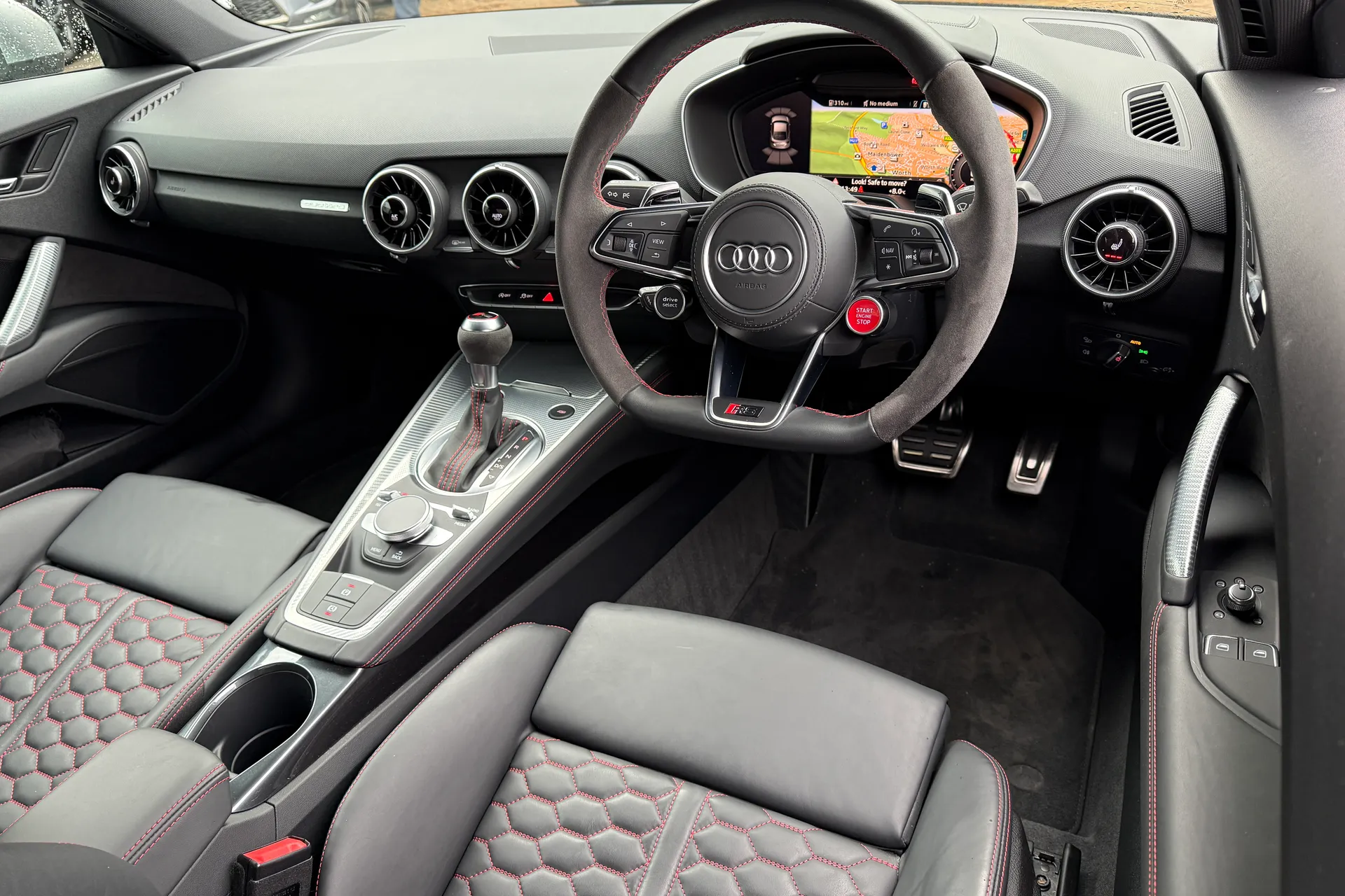 Audi TT thumbnail image number 12