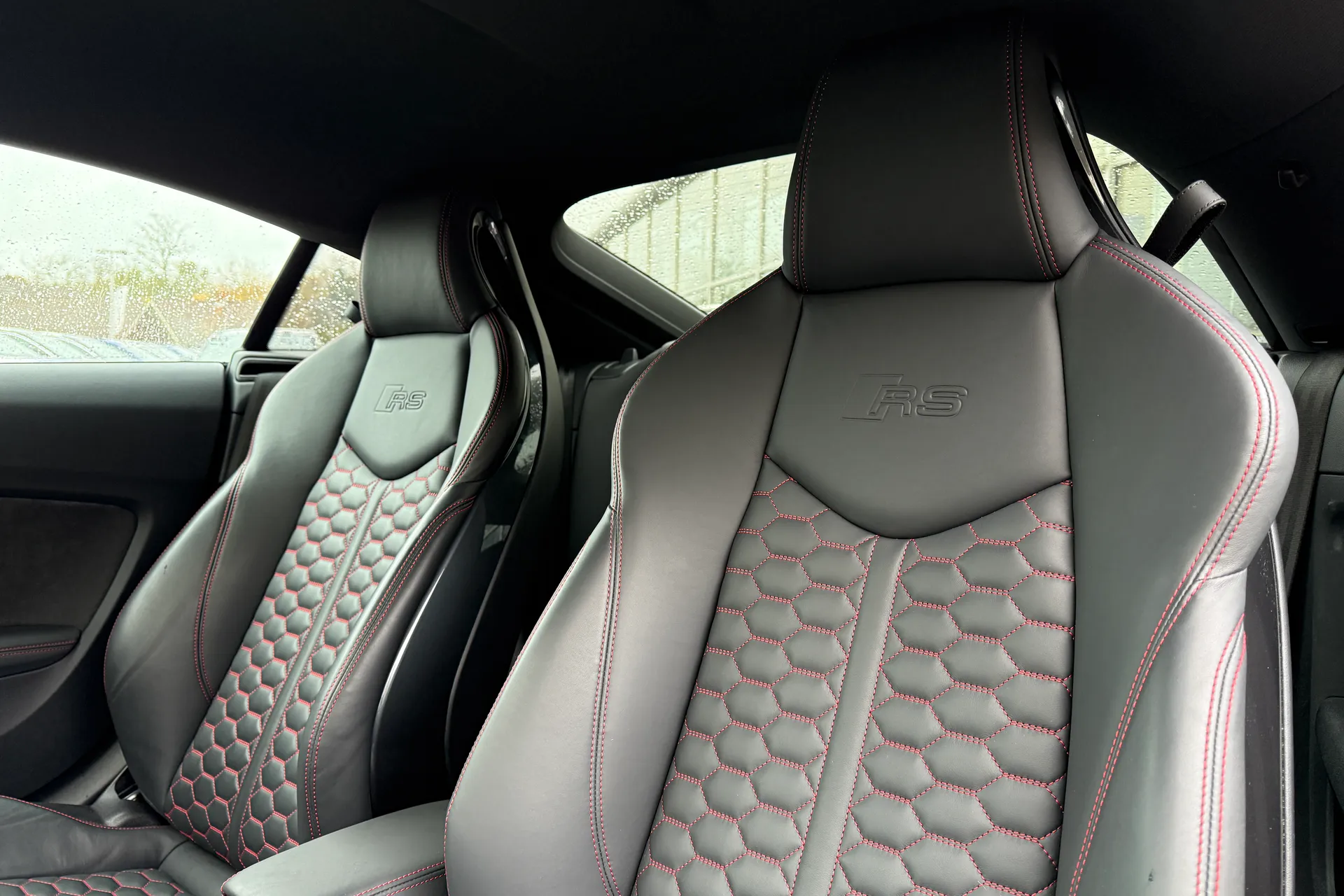 Audi TT thumbnail image number 19