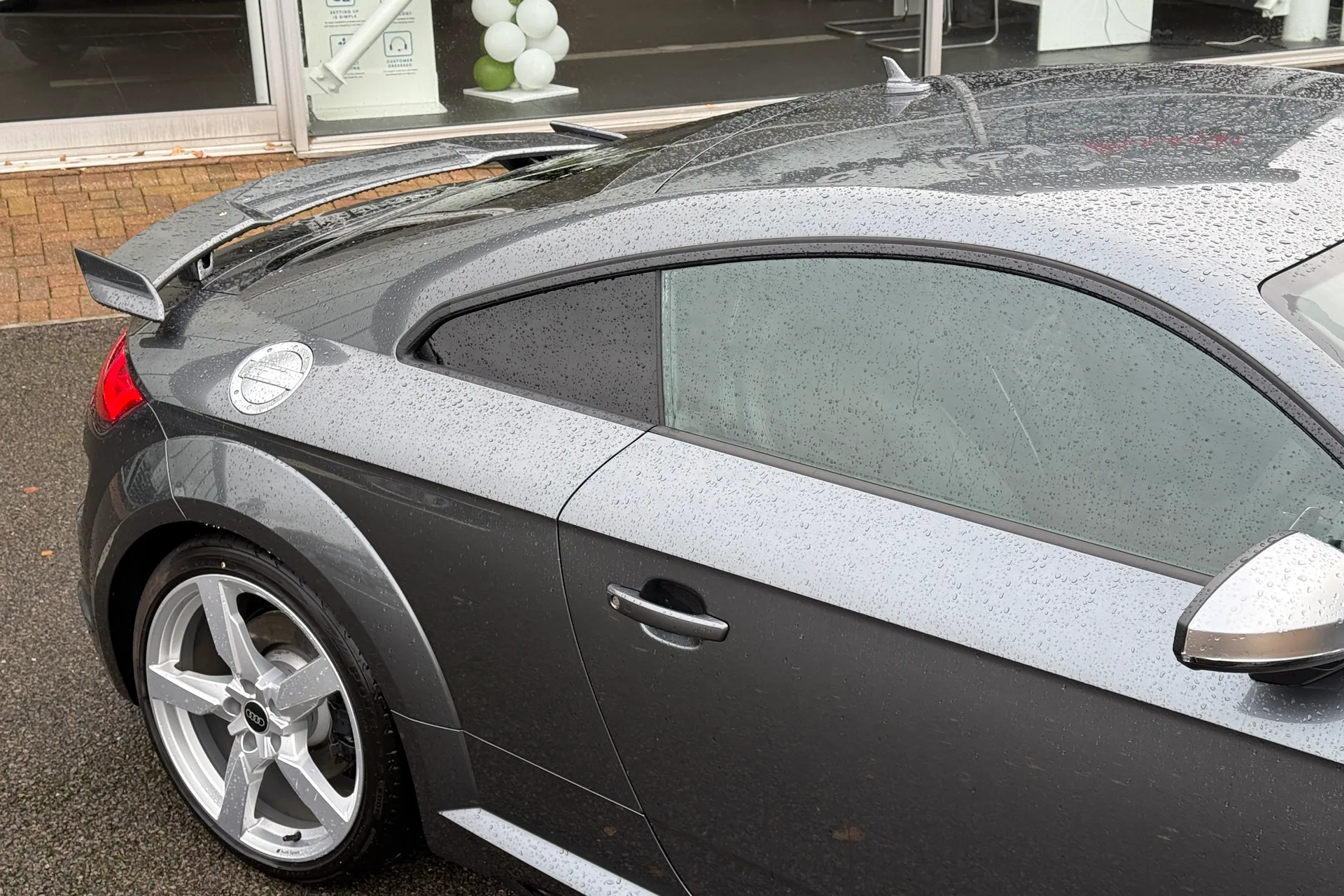 Audi TT thumbnail image number 21