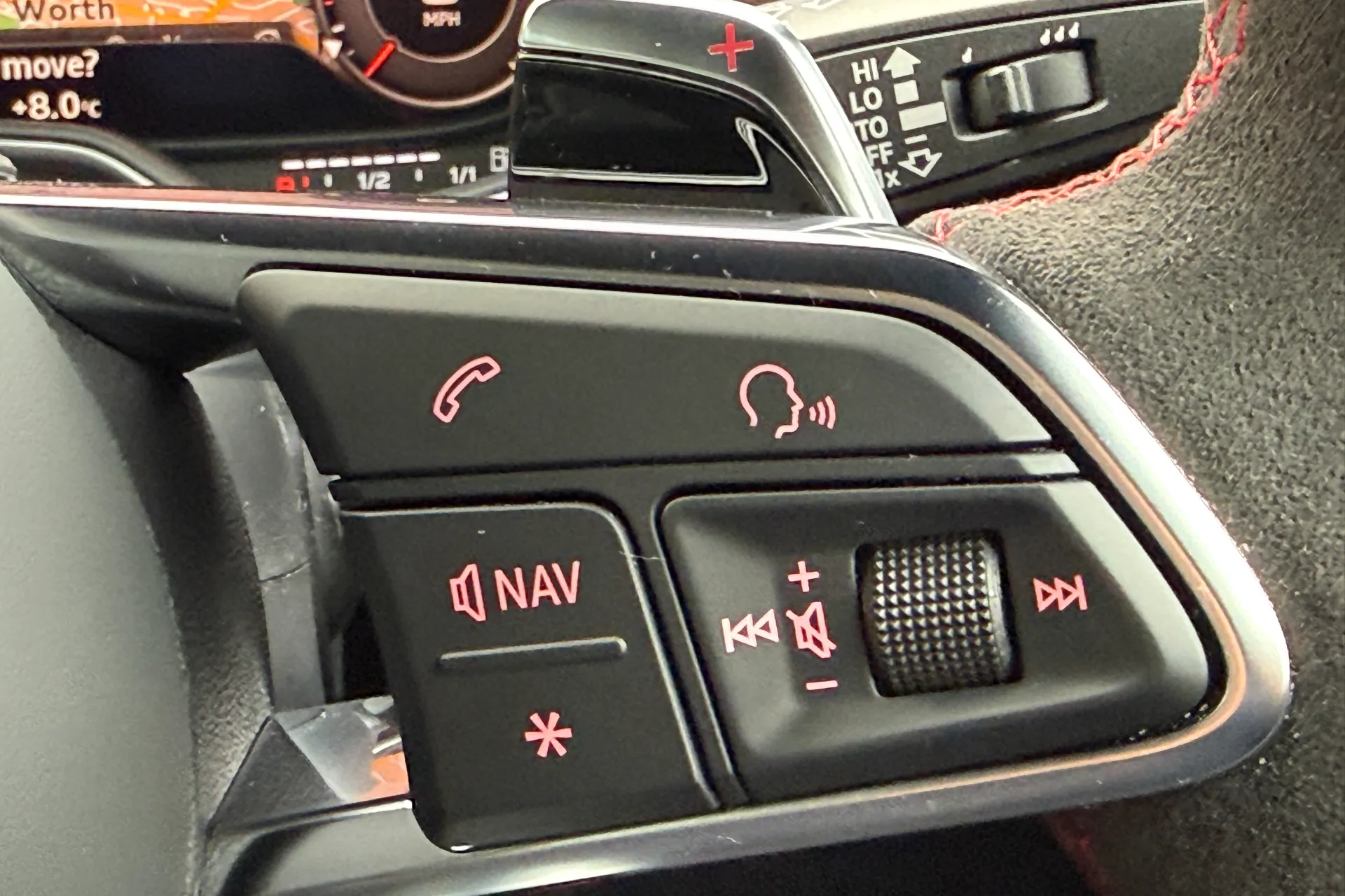 Audi TT thumbnail image number 52