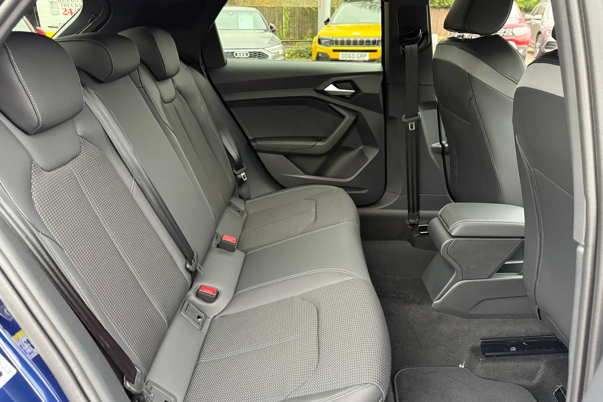 Audi A1 thumbnail image number 44