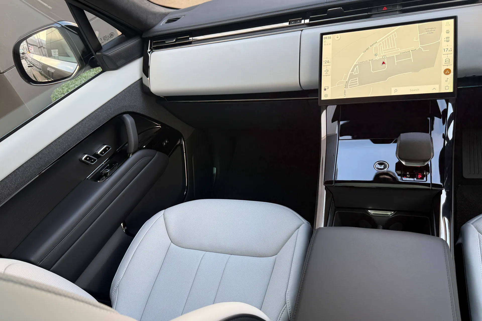 LAND ROVER RANGE ROVER SPORT thumbnail image number 60