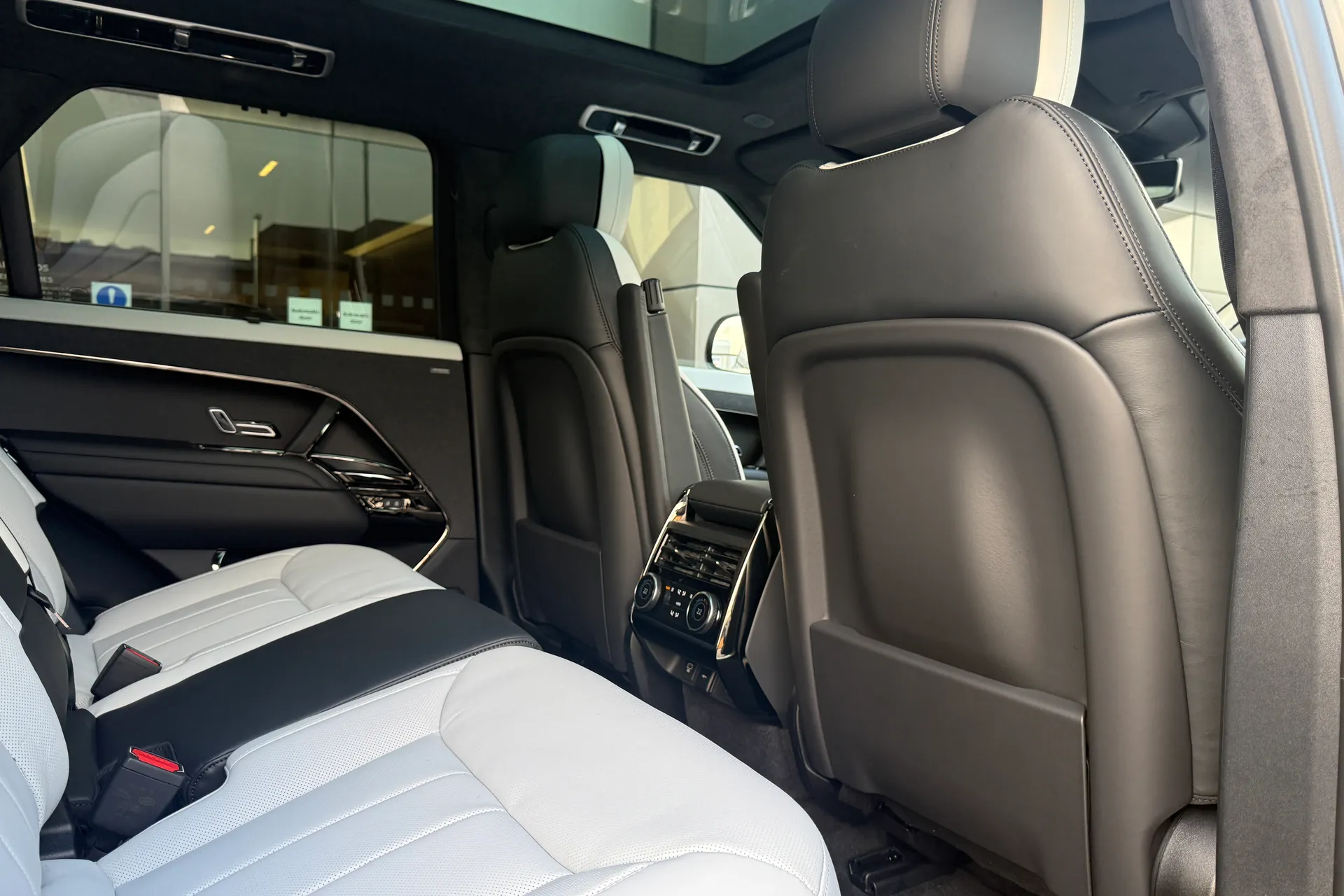 LAND ROVER RANGE ROVER SPORT thumbnail image number 47