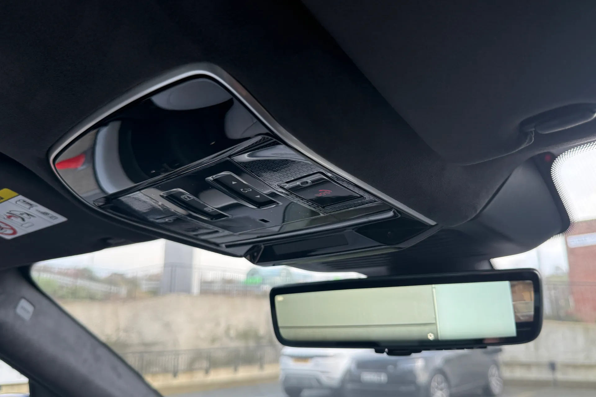 LAND ROVER RANGE ROVER SPORT thumbnail image number 17