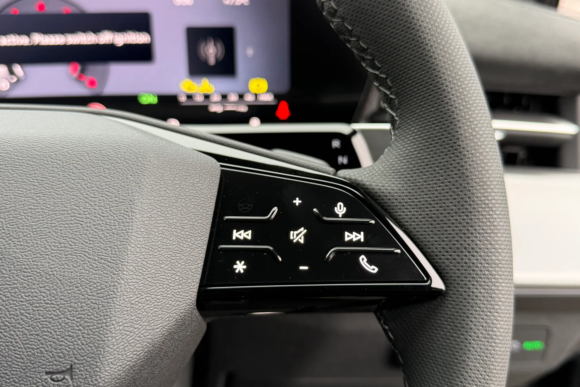 Audi Q3 thumbnail image number 13