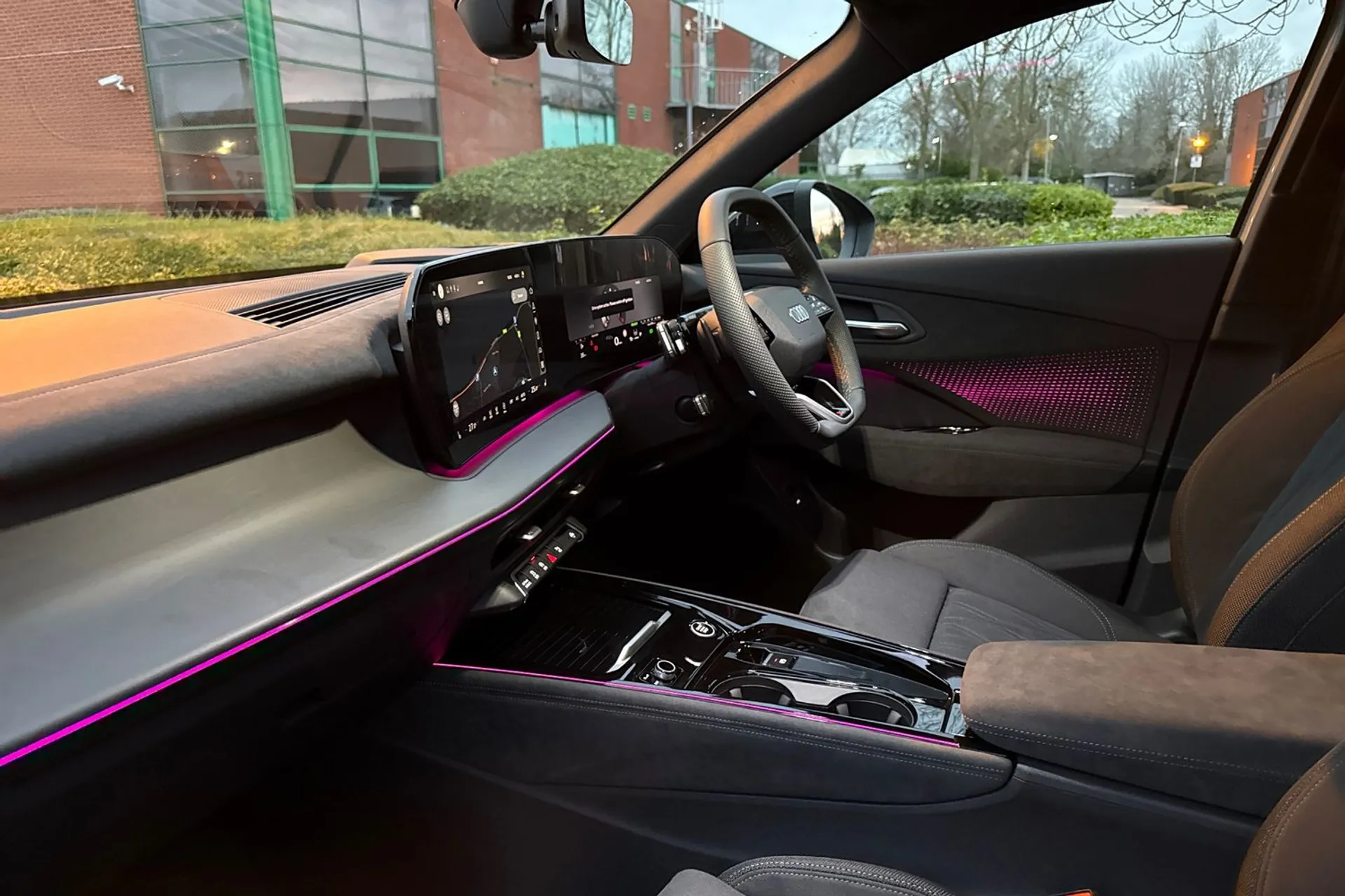 Audi Q3 thumbnail image number 39