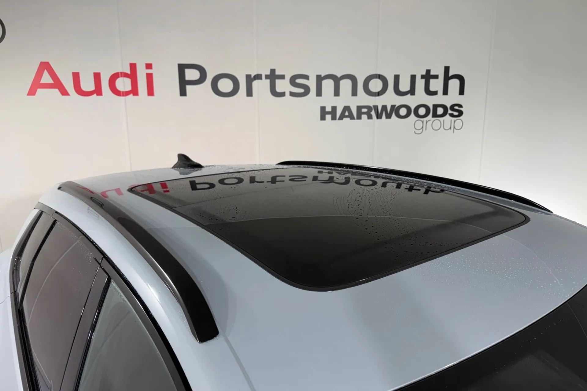 Audi Q3 thumbnail image number 22