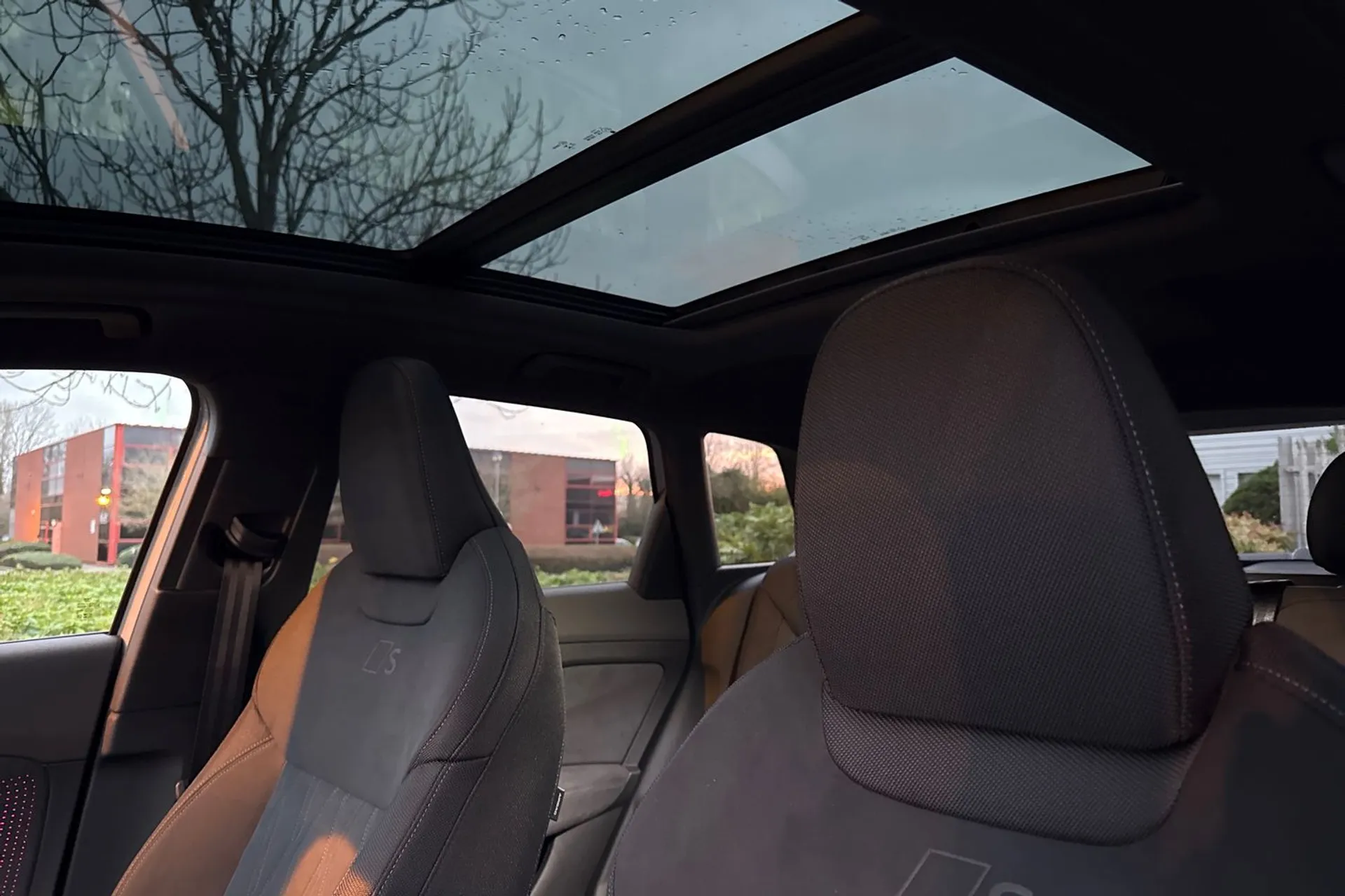 Audi Q3 thumbnail image number 4