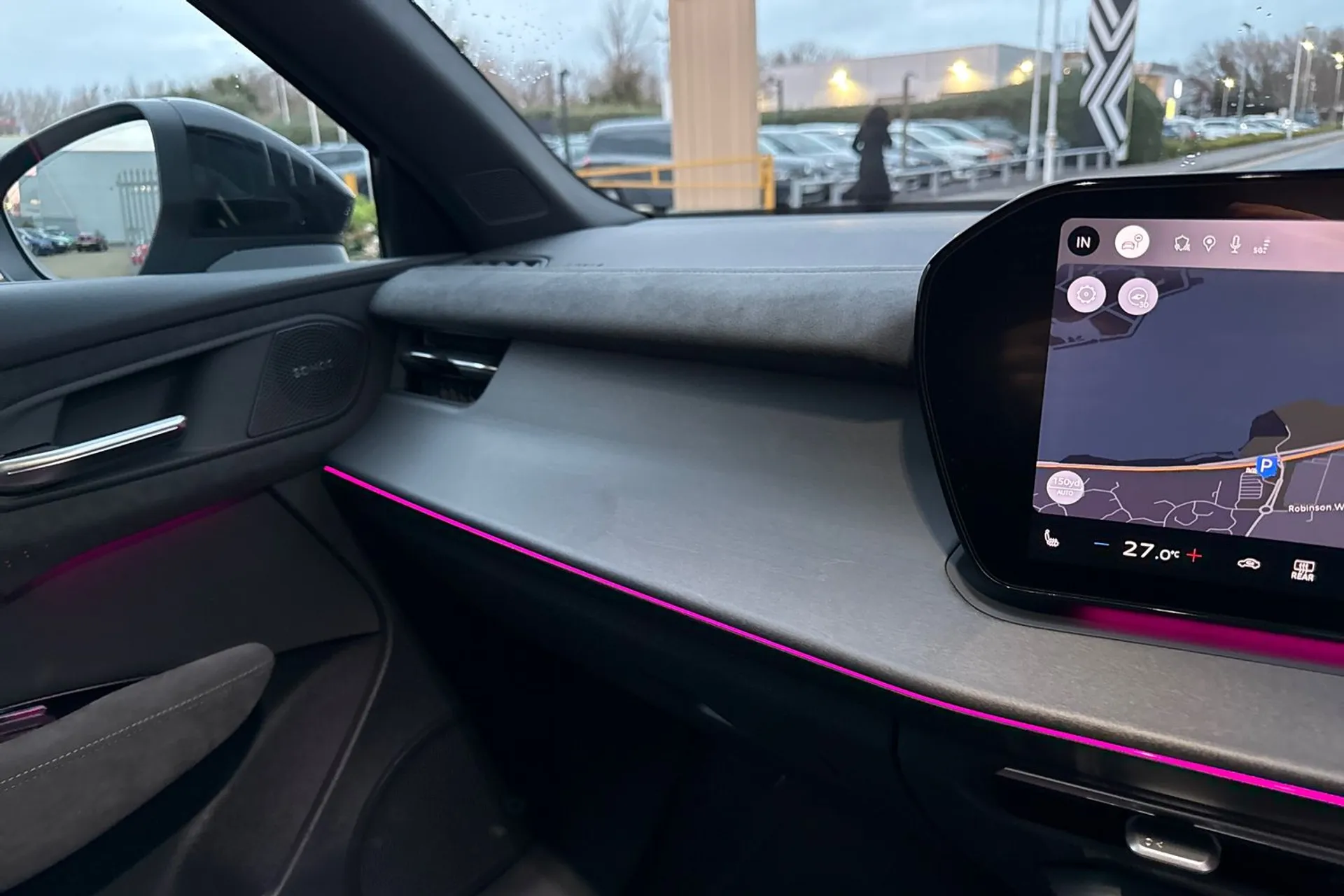 Audi Q3 thumbnail image number 56