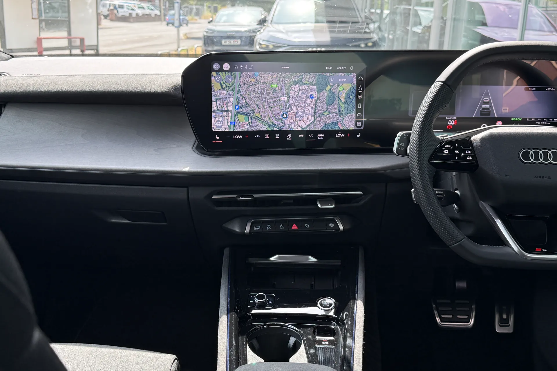 Audi Q3 thumbnail image number 43