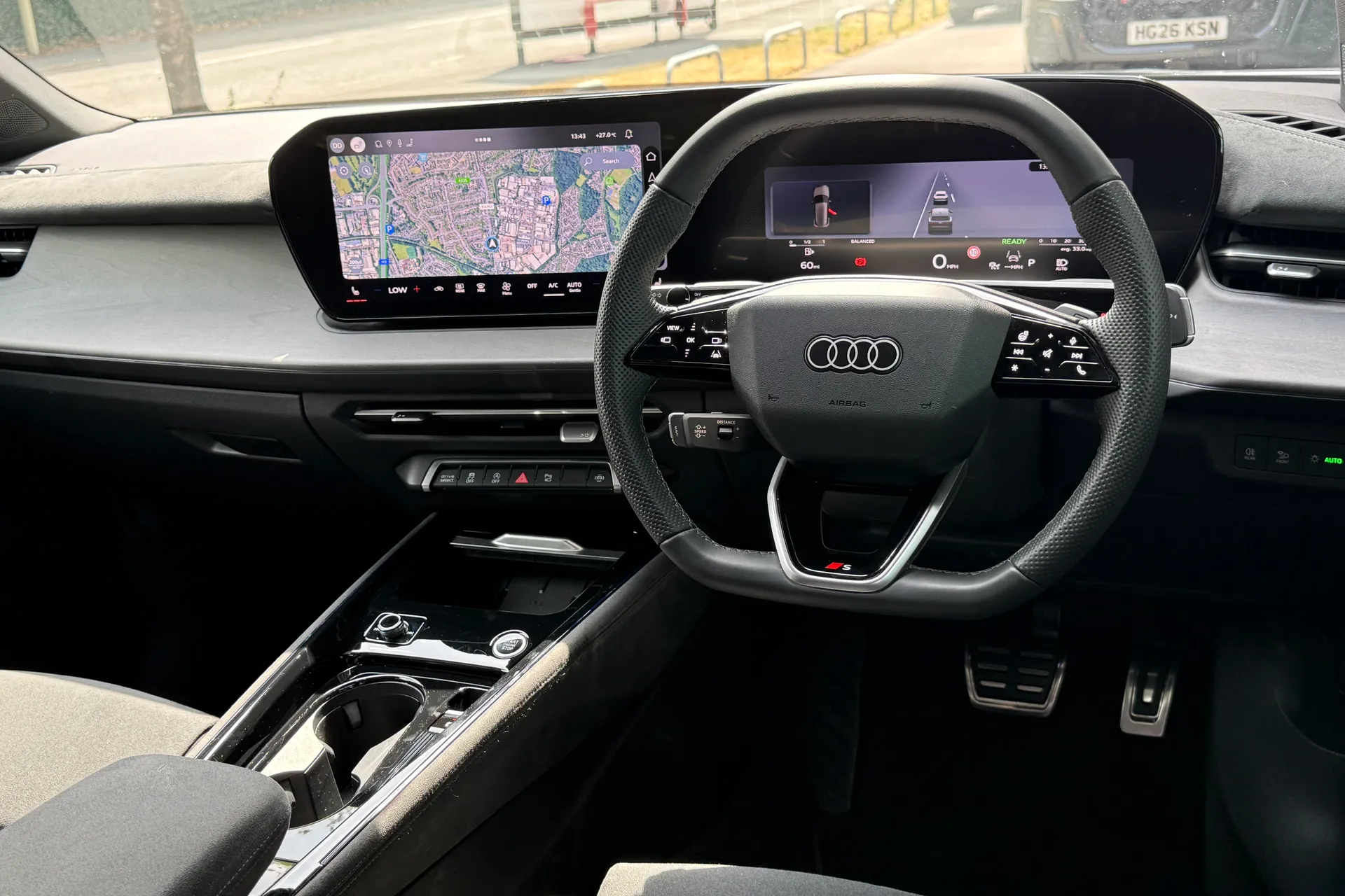 Audi Q3 thumbnail image number 36