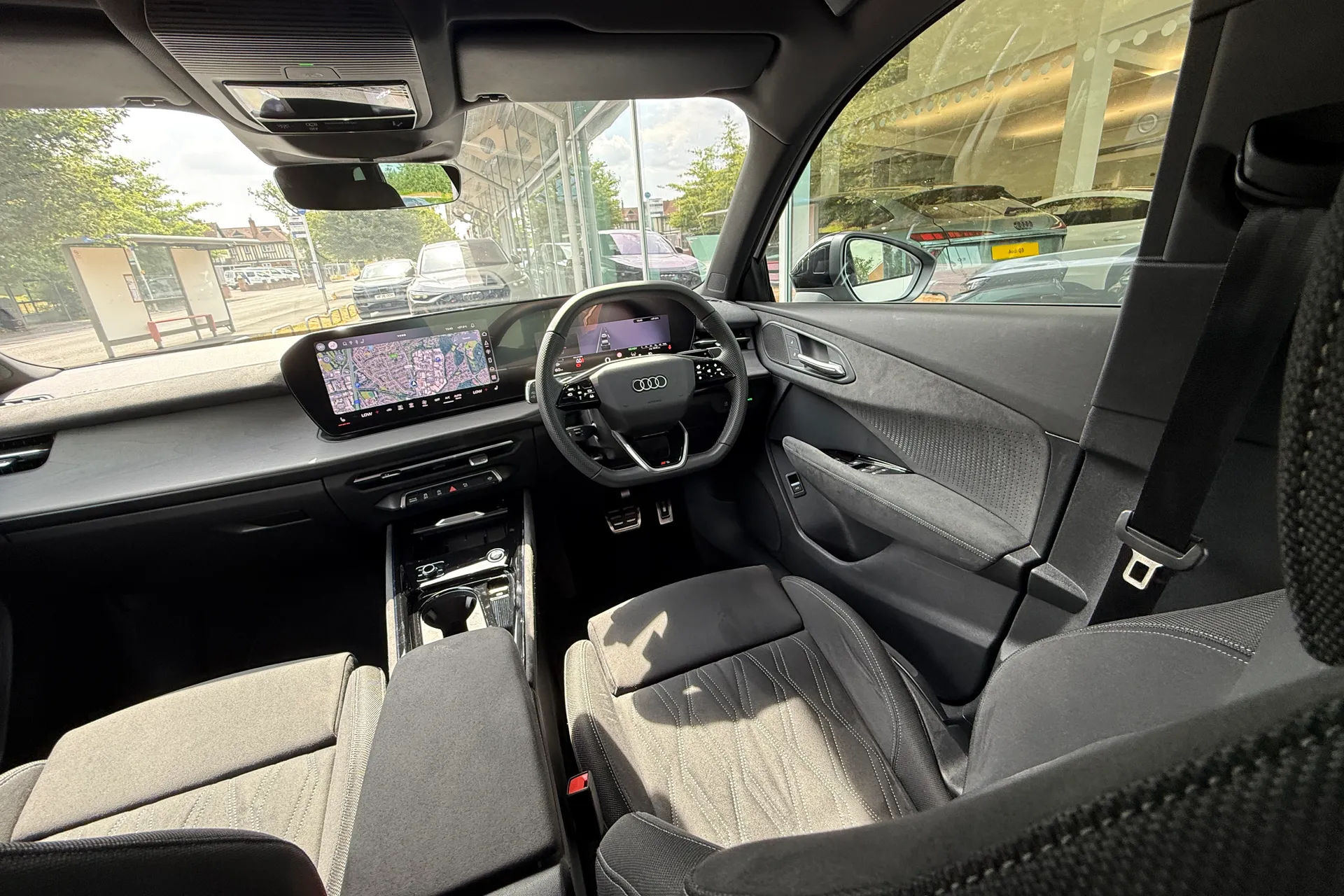 Audi Q3 thumbnail image number 45