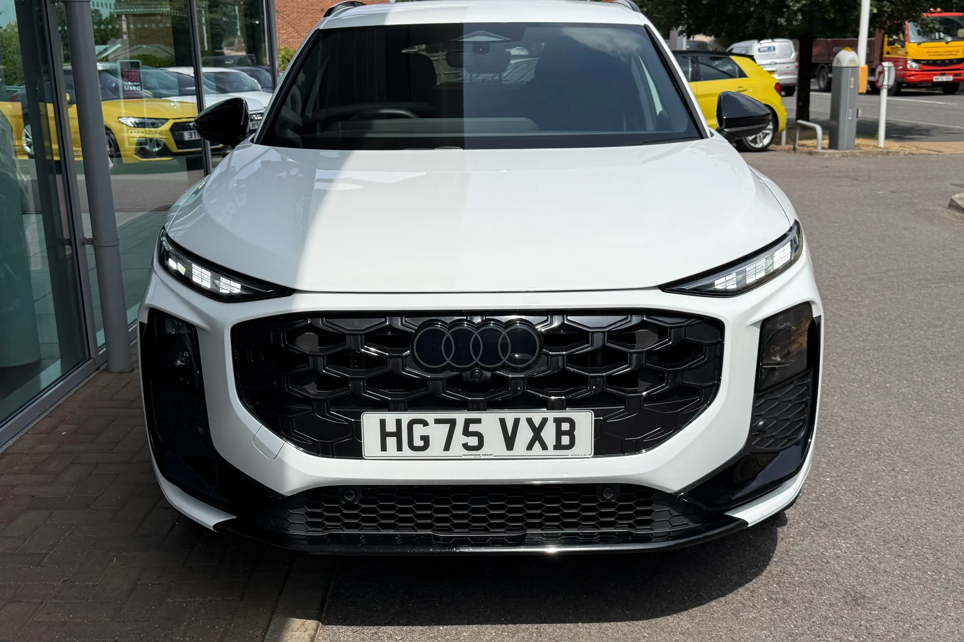 Audi Q3 thumbnail image number 57