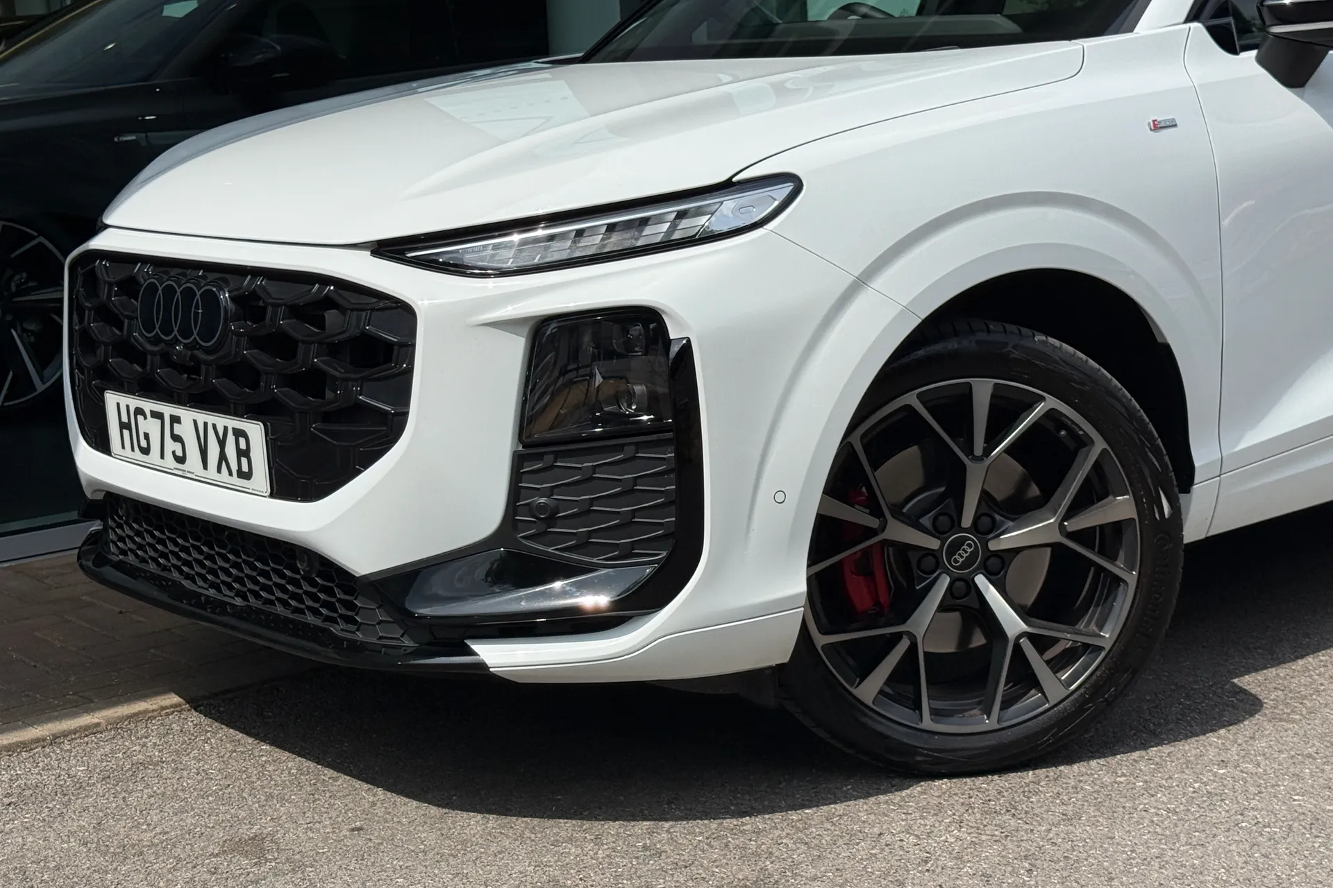 Audi Q3 thumbnail image number 58