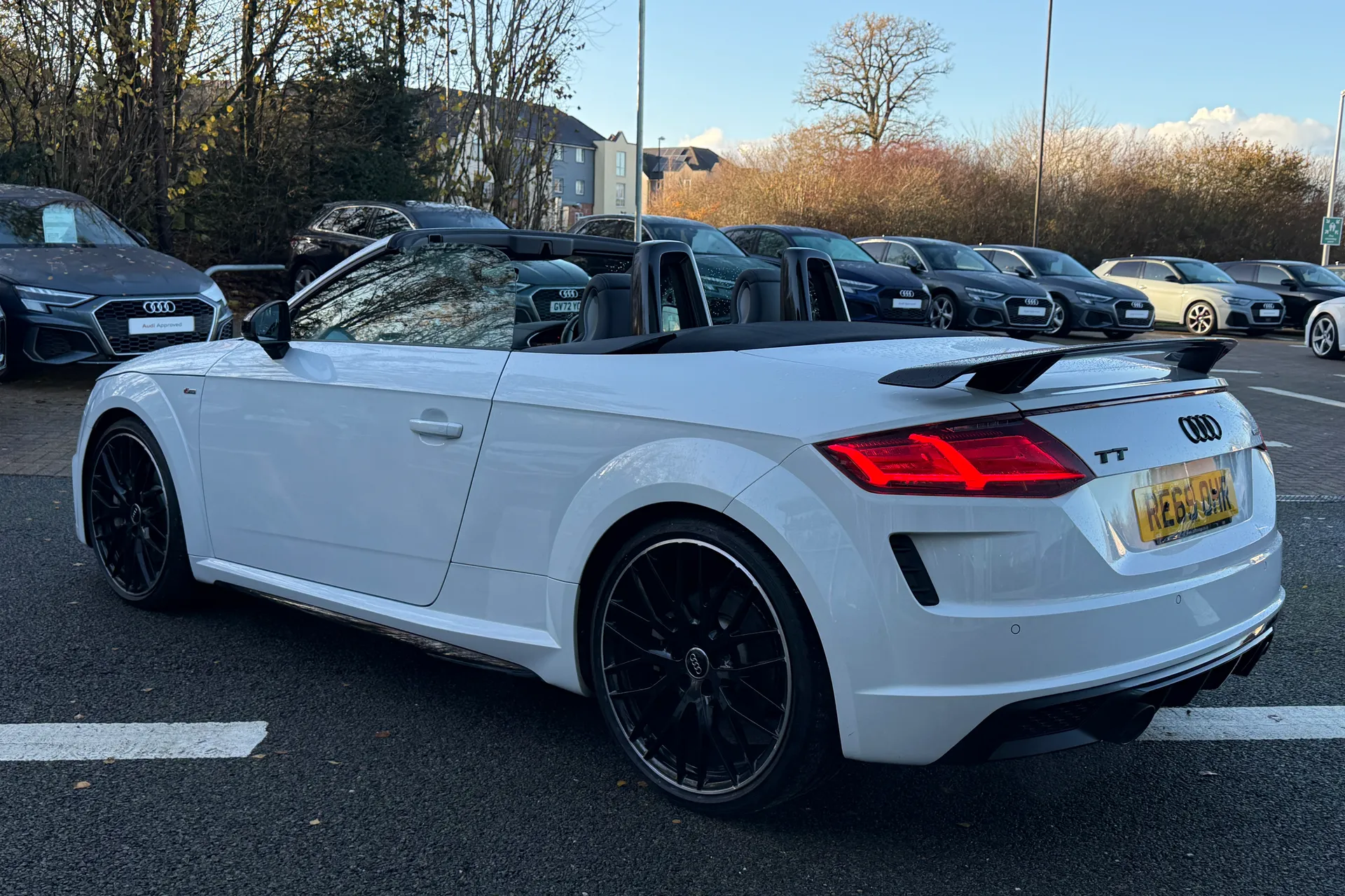 Audi TT thumbnail image number 43