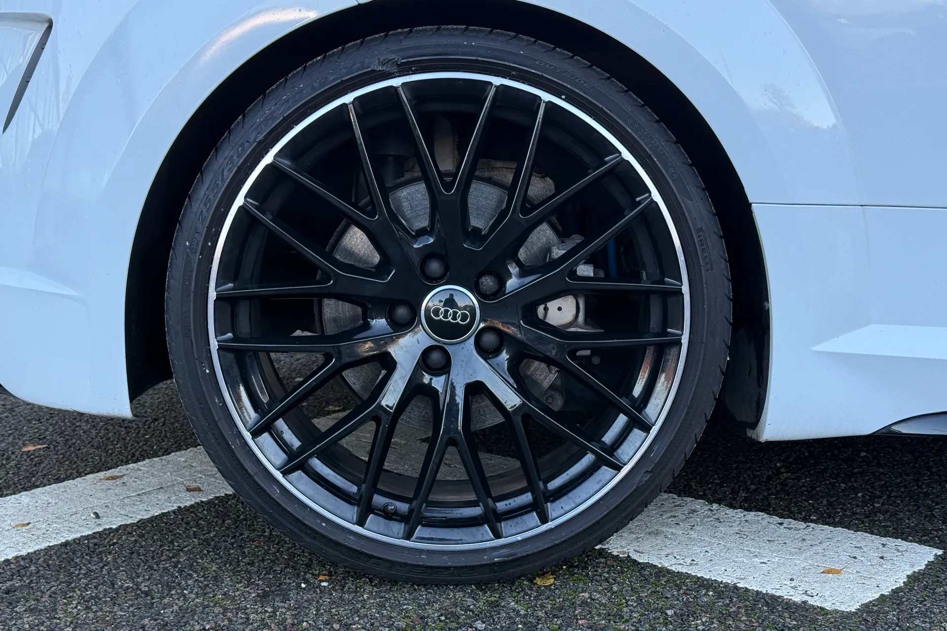 Audi TT thumbnail image number 37