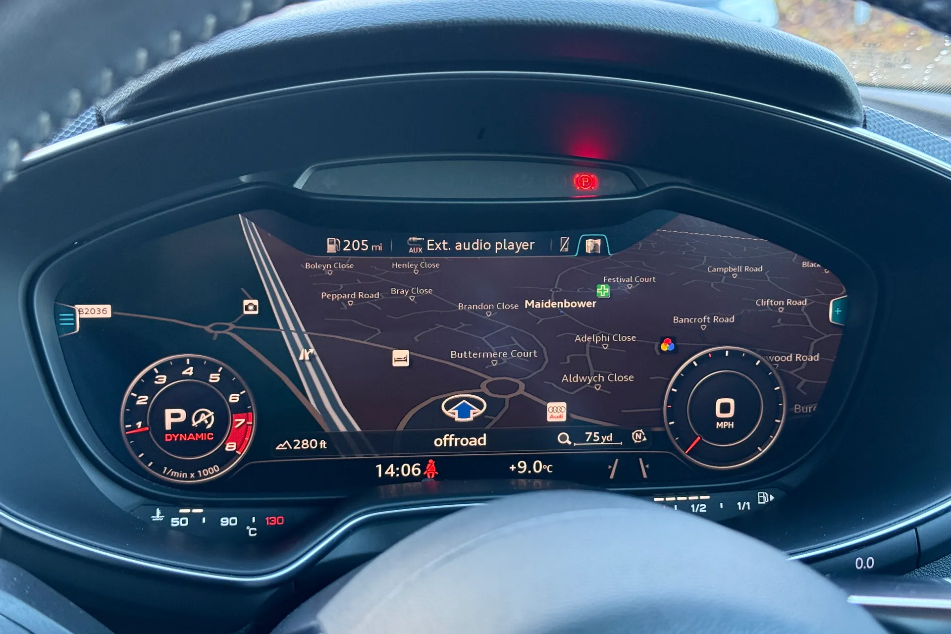 Audi TT thumbnail image number 3