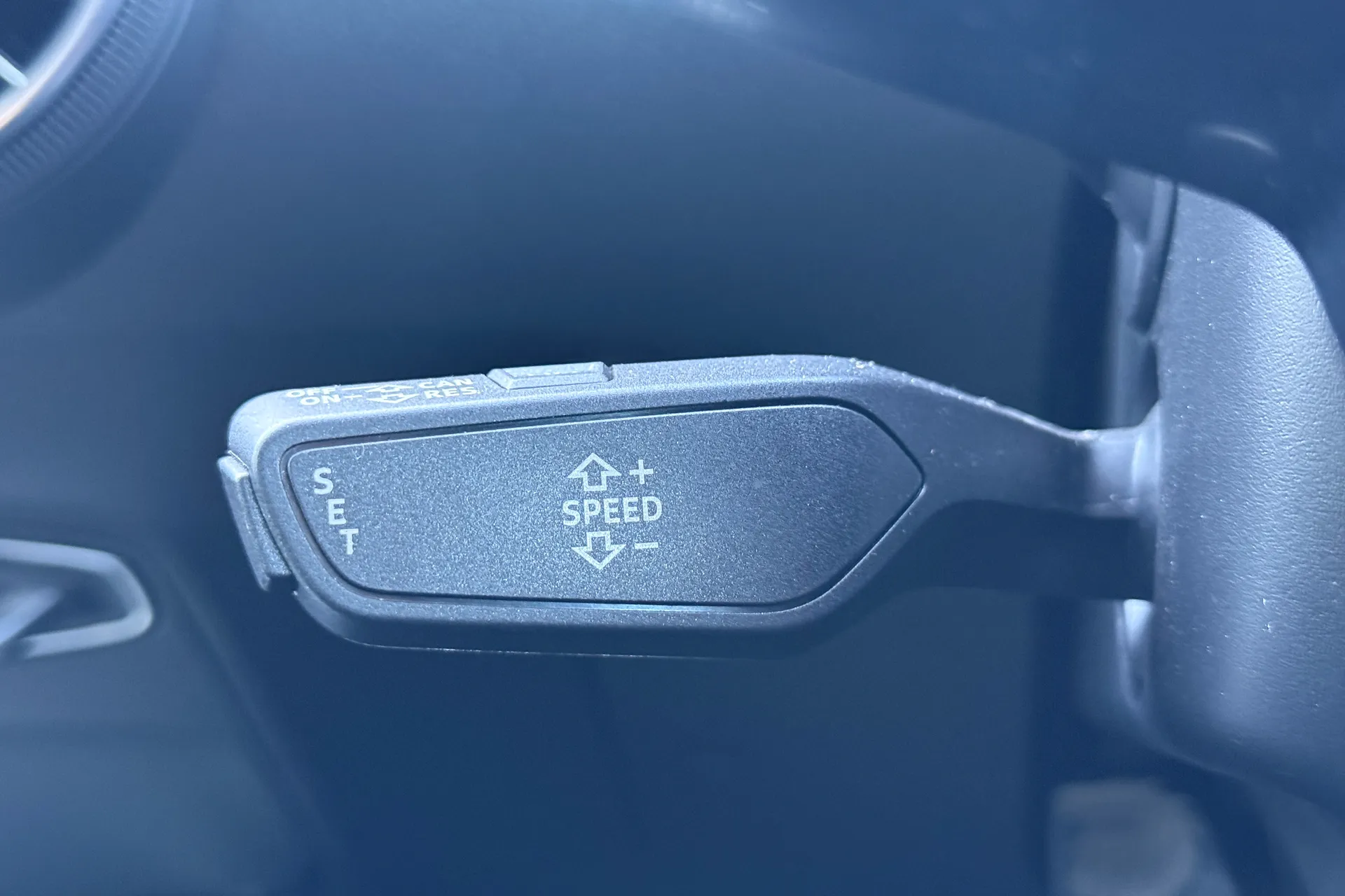 Audi TT thumbnail image number 20