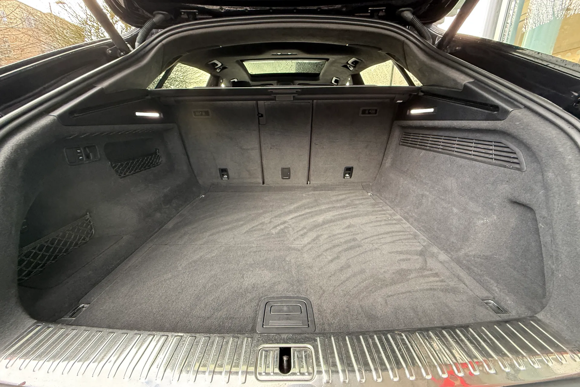 Audi Q8 thumbnail image number 56