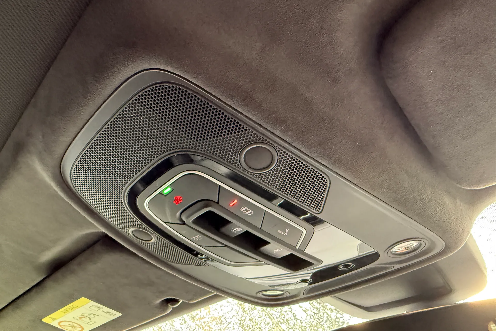 Audi Q8 thumbnail image number 34