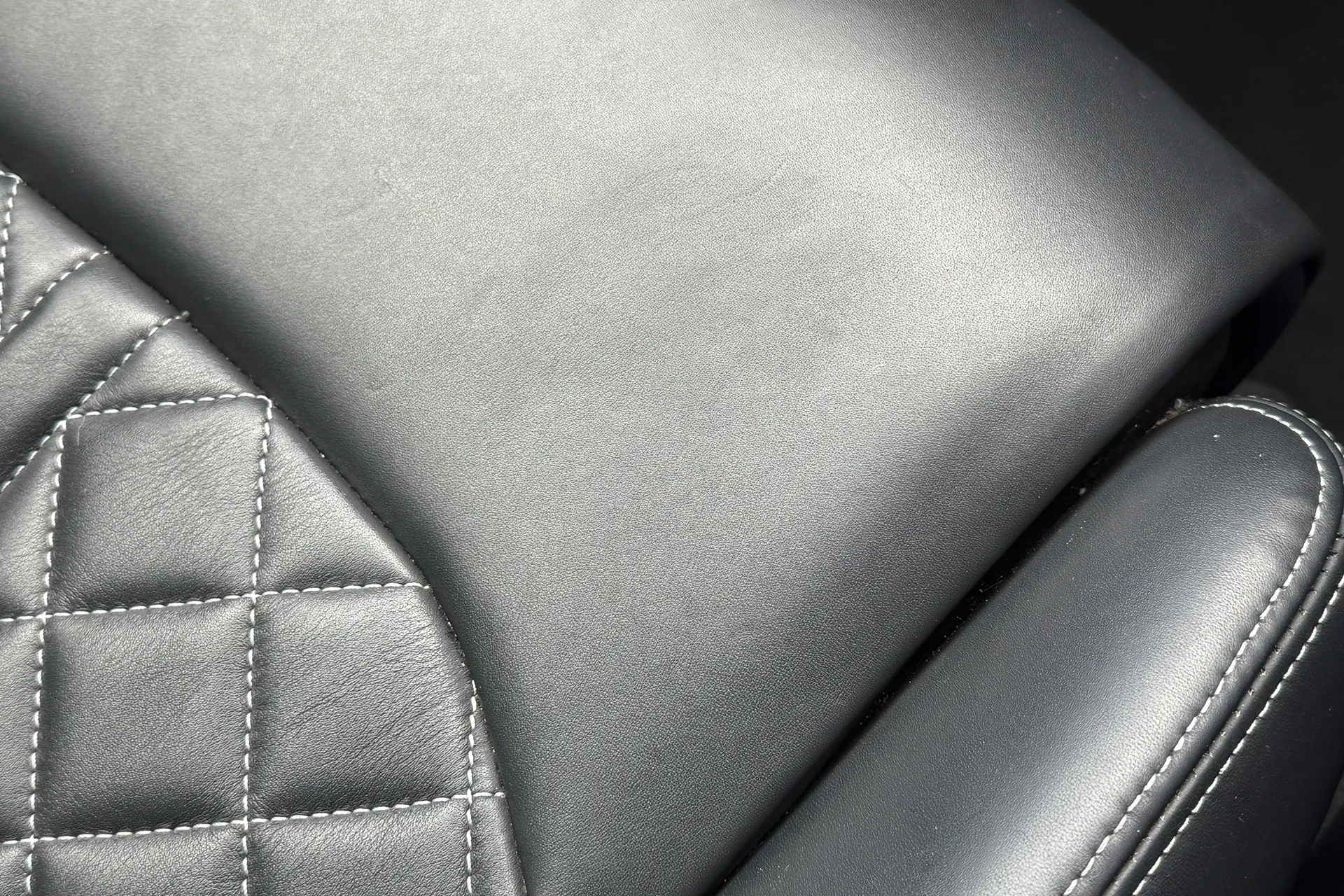 Audi Q8 thumbnail image number 28