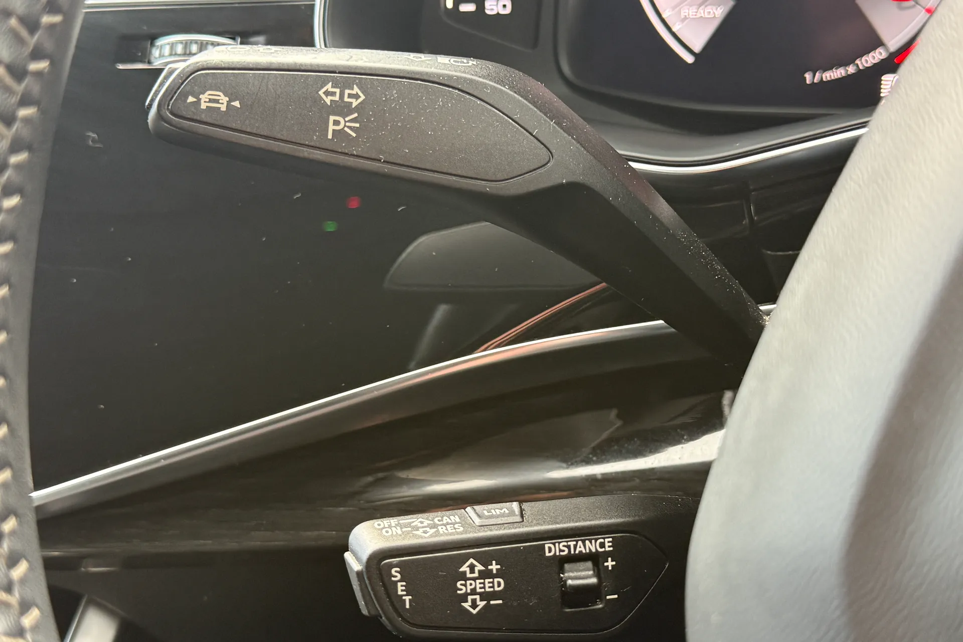 Audi Q8 thumbnail image number 14