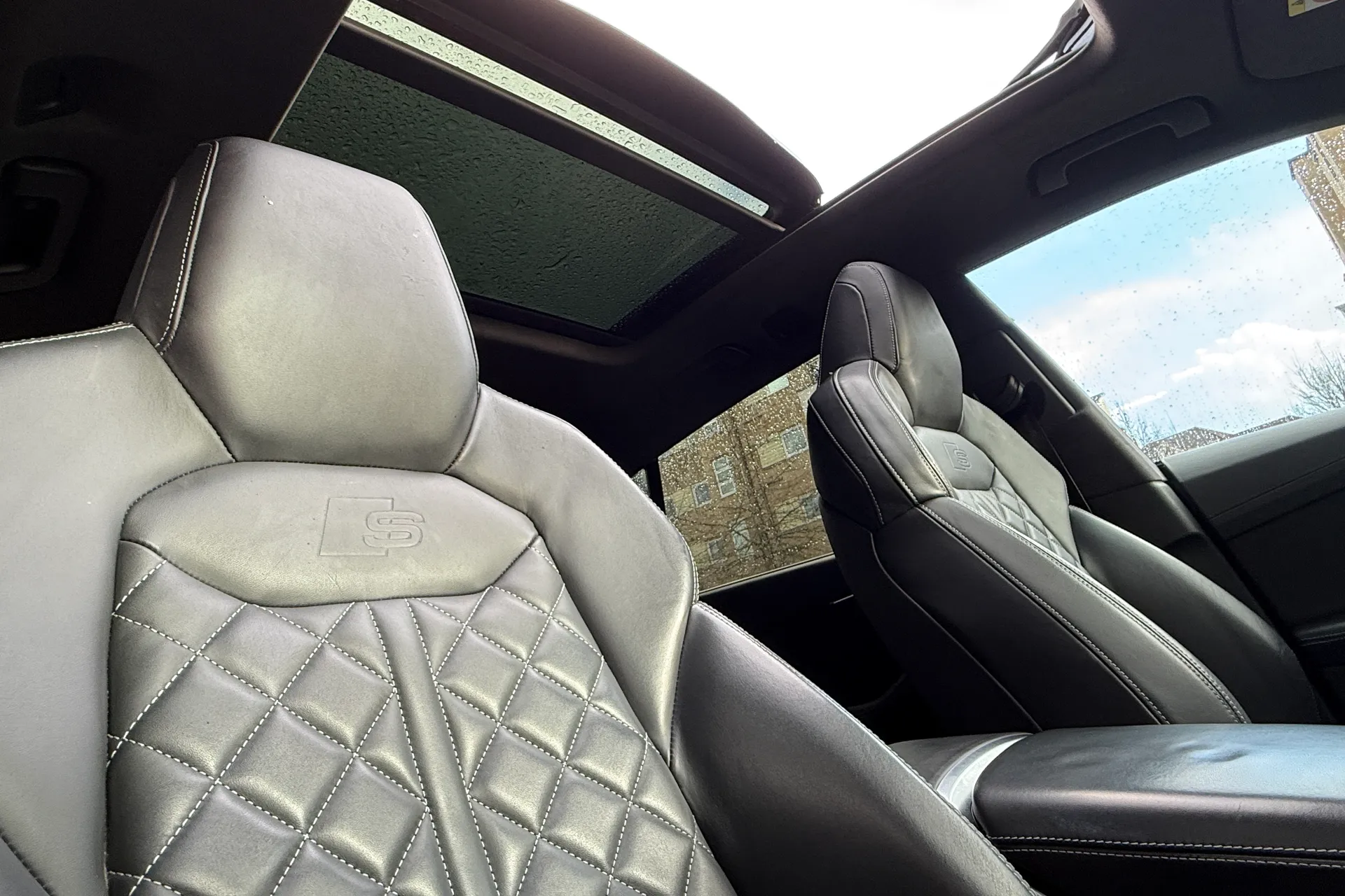 Audi Q8 thumbnail image number 6